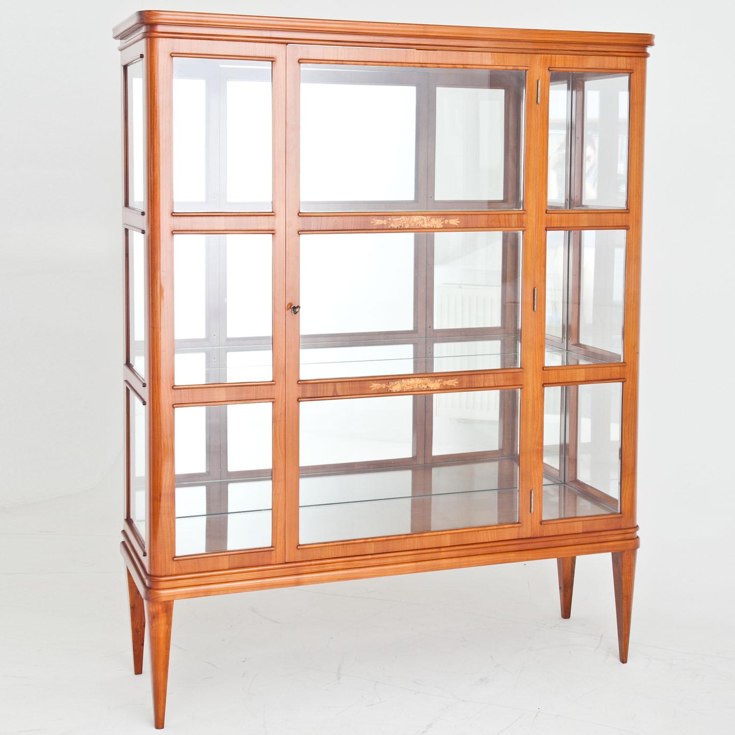 Display Cabinet, Probably Germany, 1930s In Excellent Condition In Greding, DE