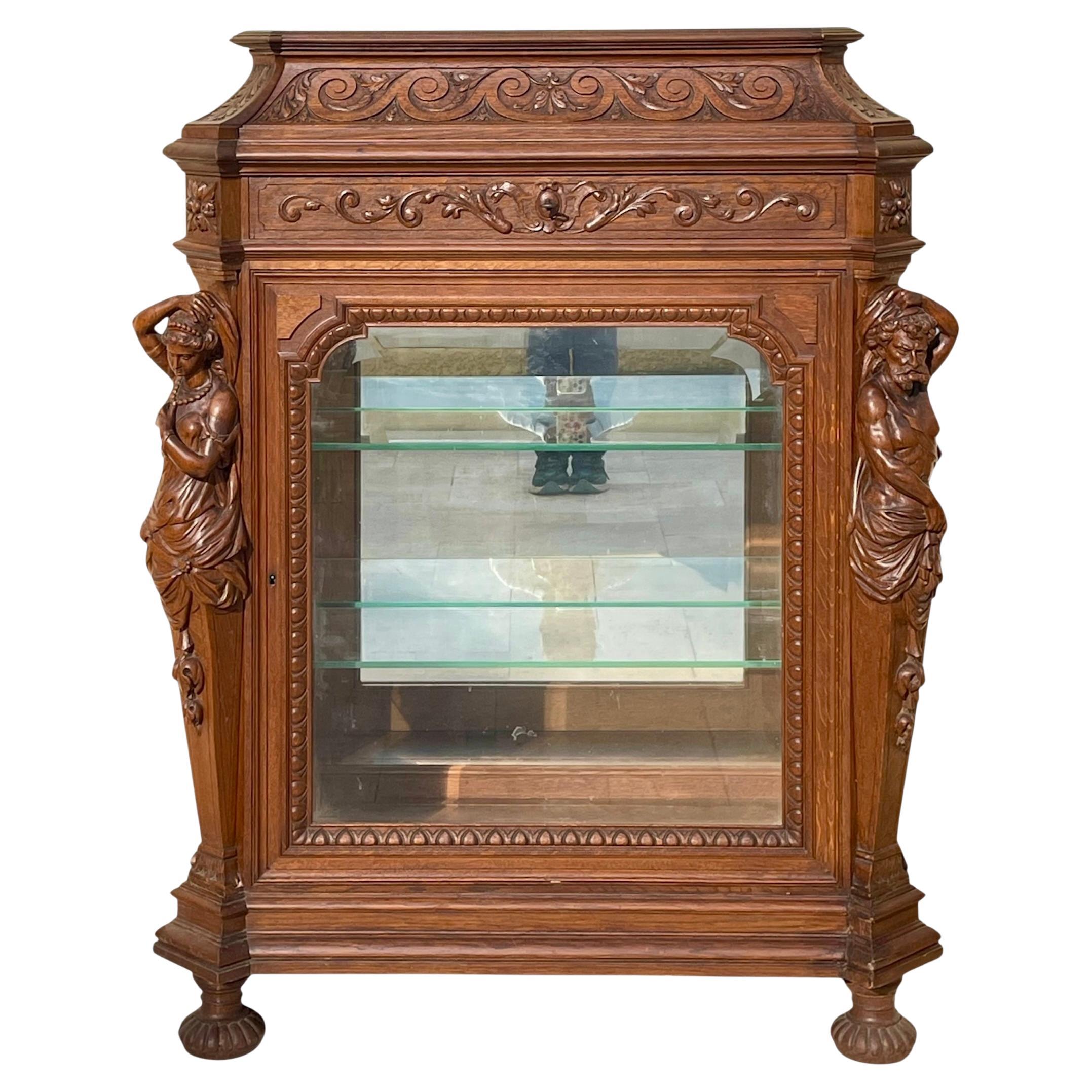 Display Cabinet / Renaissance Style Oak Vitrine For Sale