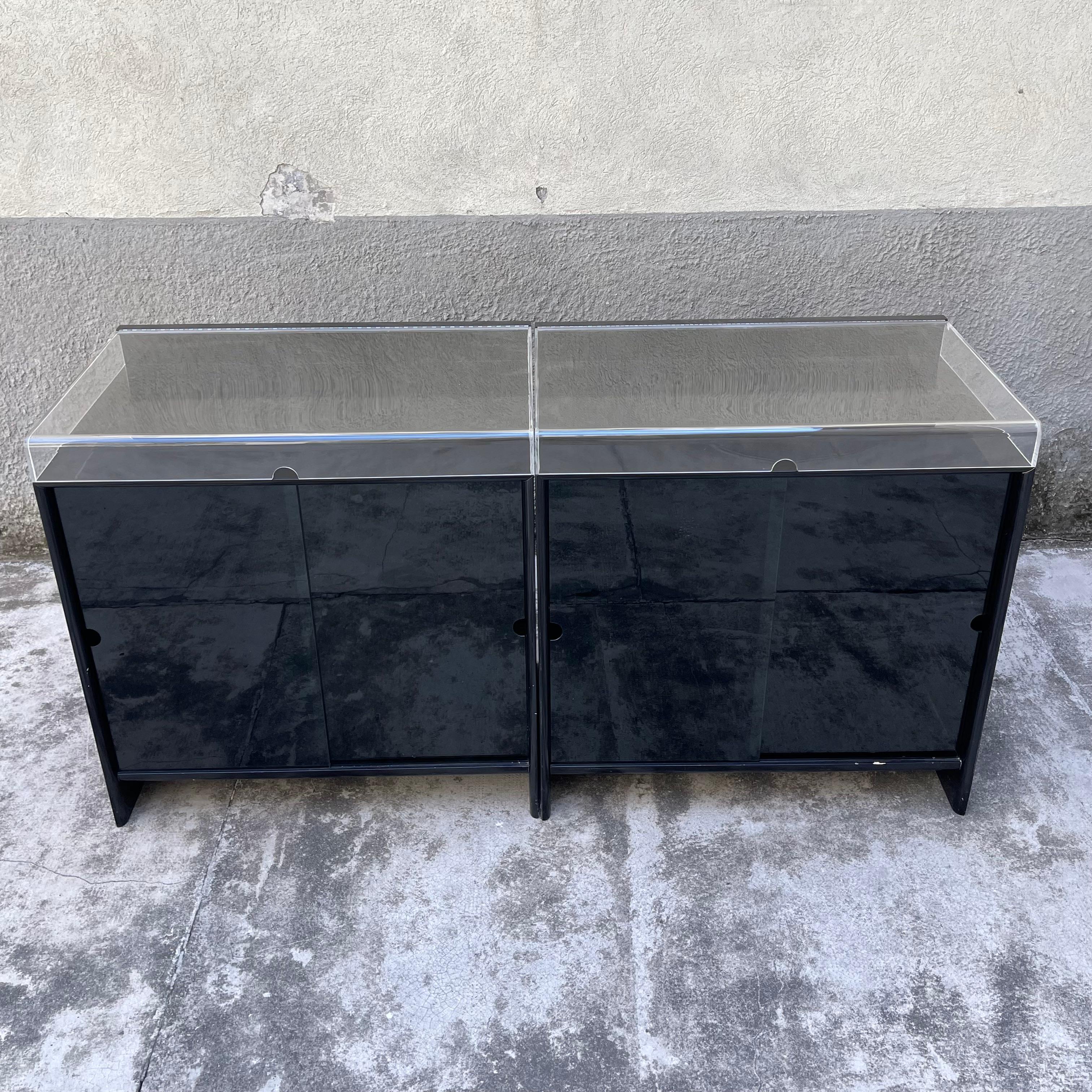 Display Cabinets in Black Lacquered Wood and Top in Acrylic Glass, Italy, 1970s In Fair Condition For Sale In Milano, IT
