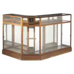 Display case counter - 19th century