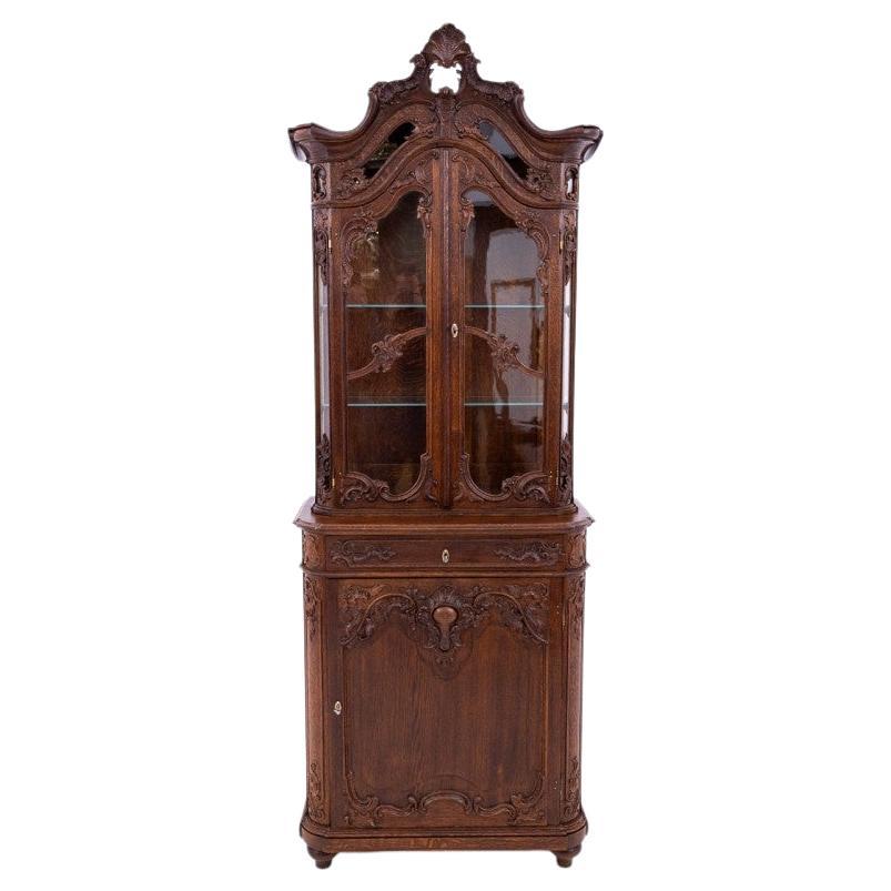 Display case, France, around 1870.