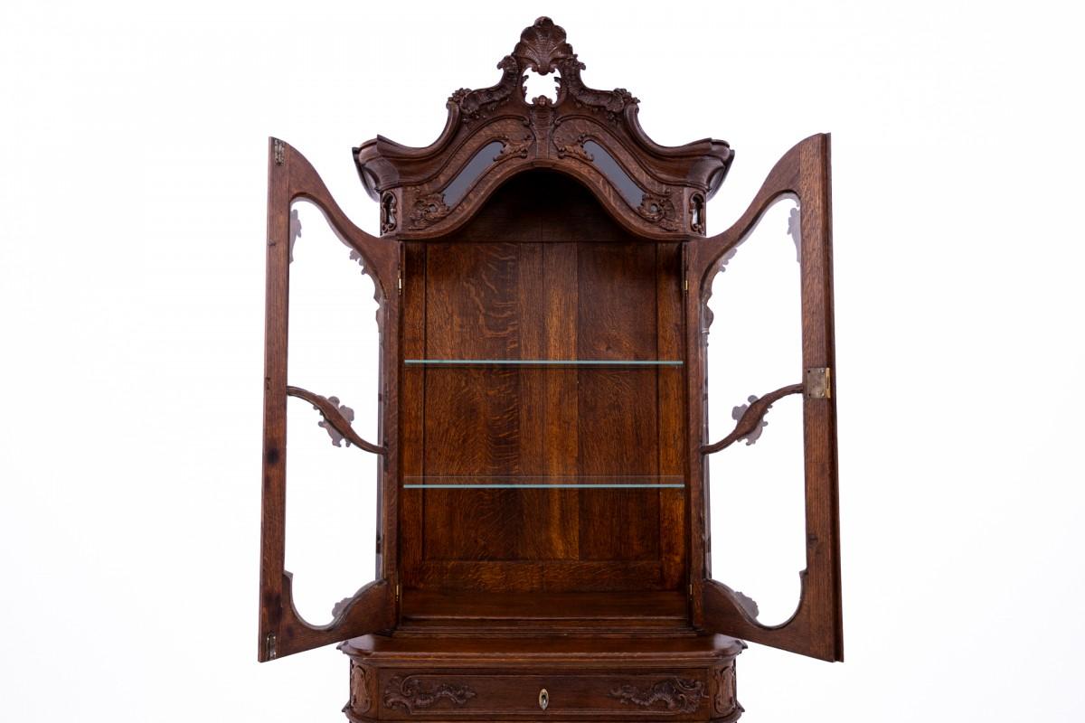 French Display case, France, around 1880. After renovation. For Sale