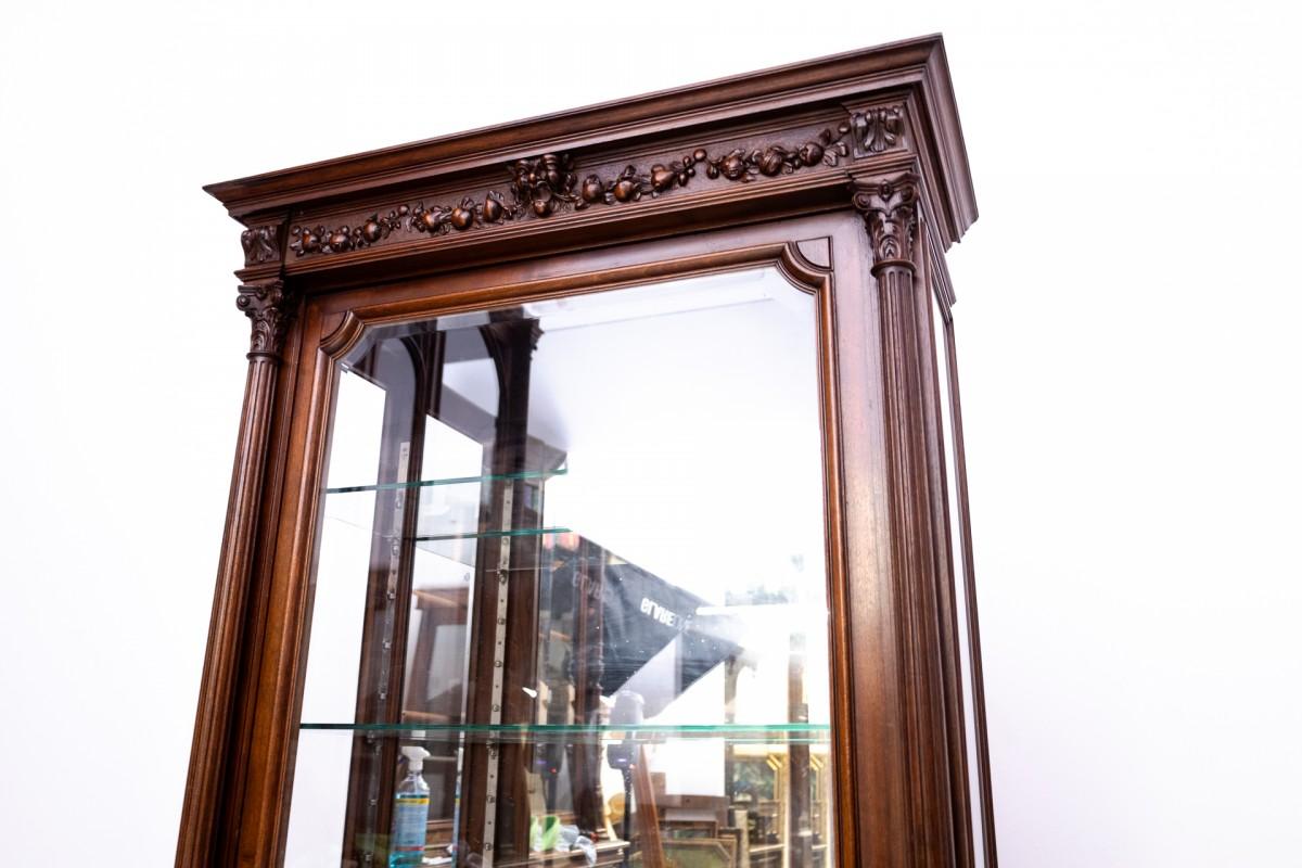 French Display case, France, ca. 1880. For Sale