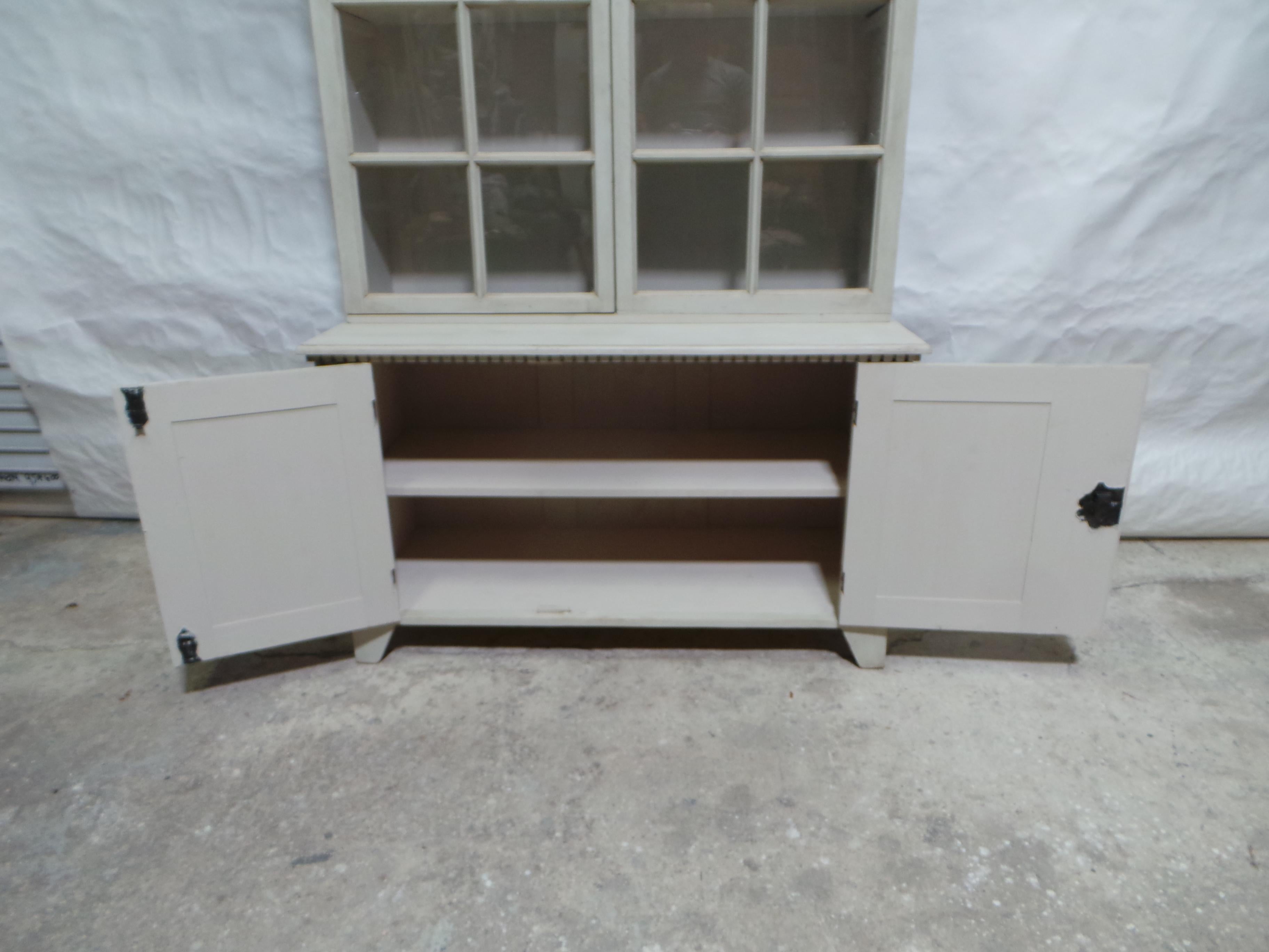 Display Case Gustavian Style For Sale 1