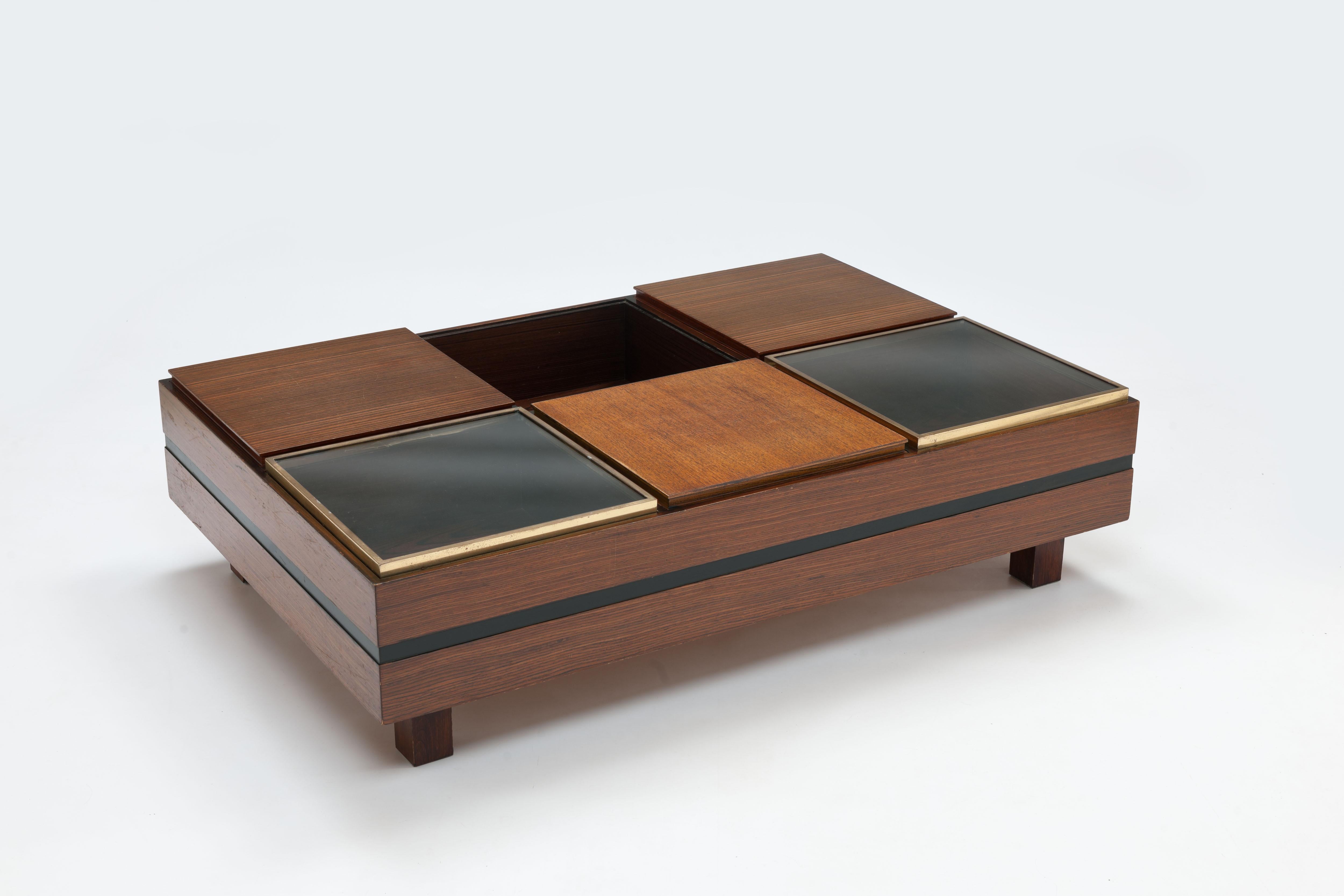 Mid-Century Modern Display Coffee Table by Luigi Sormani with Trays in Wood, Black and Brass