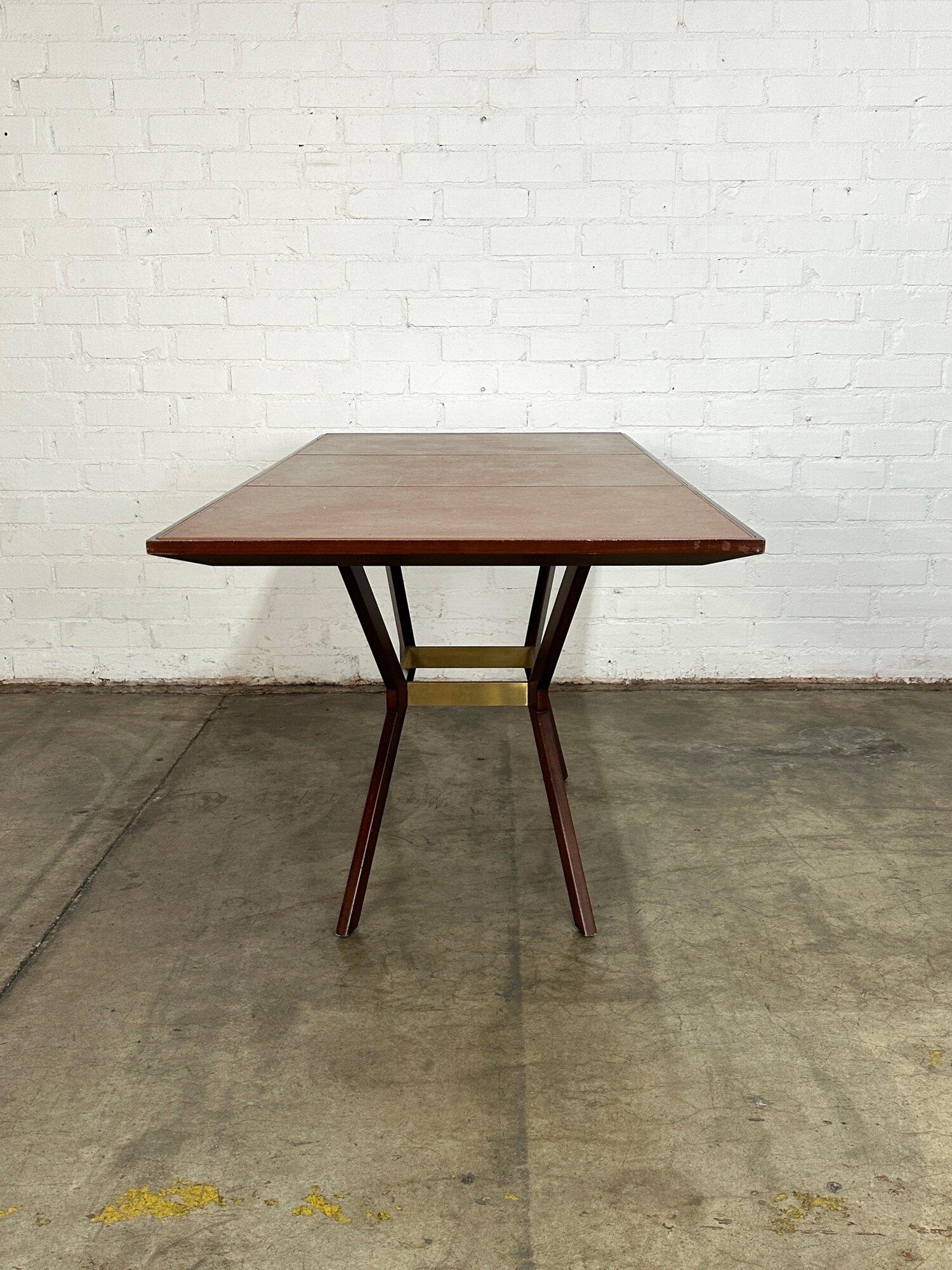 Display Table with Leather Surface For Sale 5
