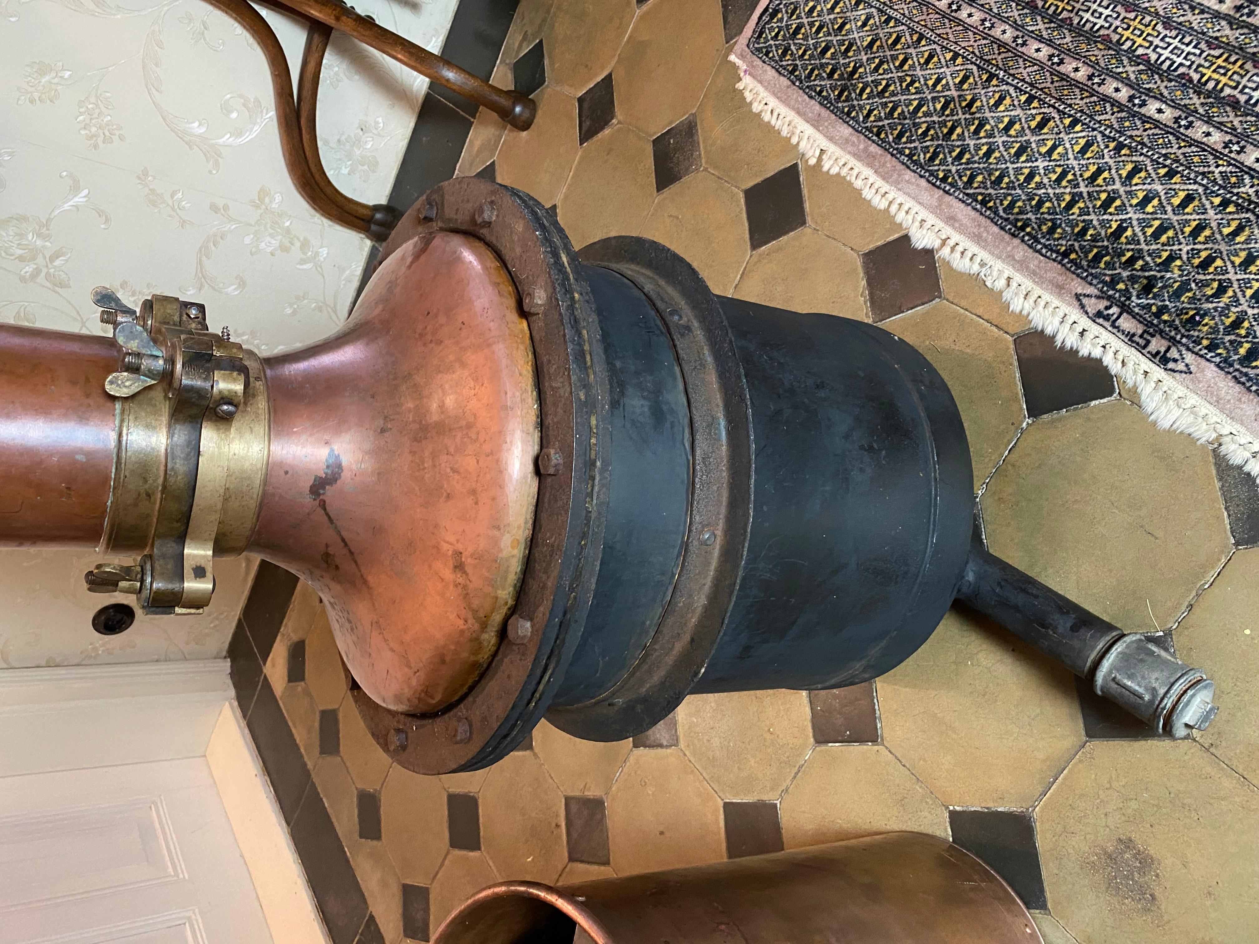 Autrichien Colonne de distillation en vente