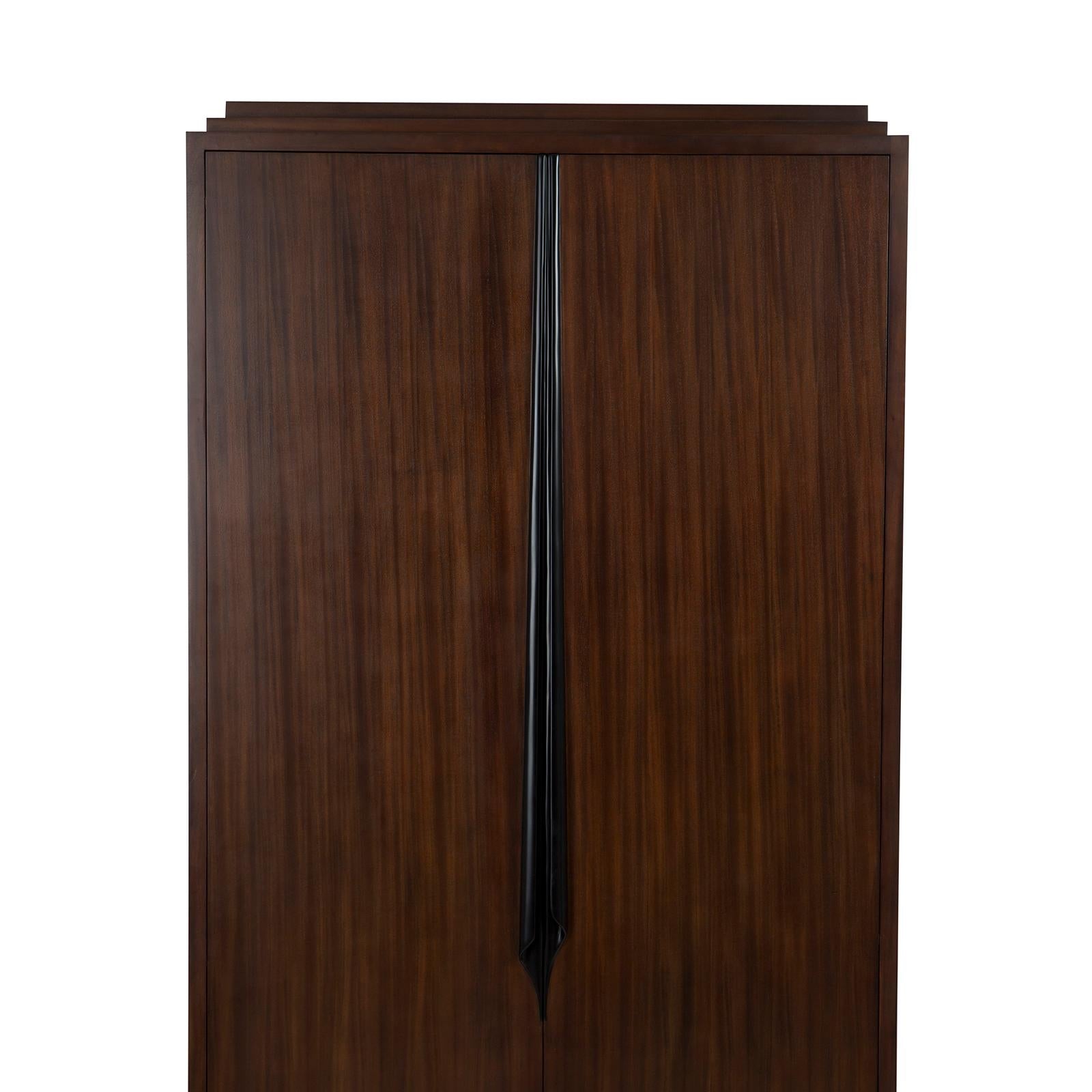 English Distinct Large Cabinet in Mahogany Wood For Sale