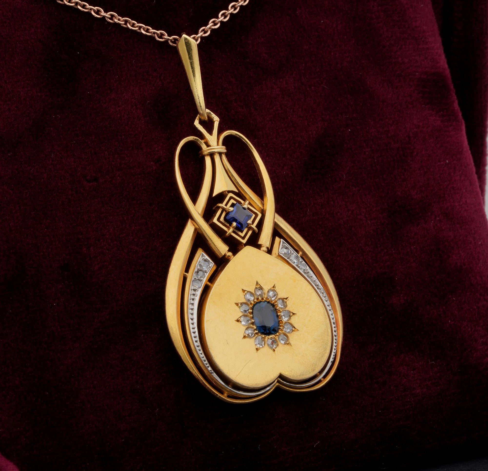 Distinctive Art Nouveau Sapphire Diamond 18 Karat Locket In Good Condition For Sale In Napoli, IT
