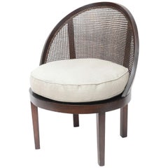 Einzigartiger Mahagoni-Stuhl mit Rohrrückenlehne im karibischen Stil