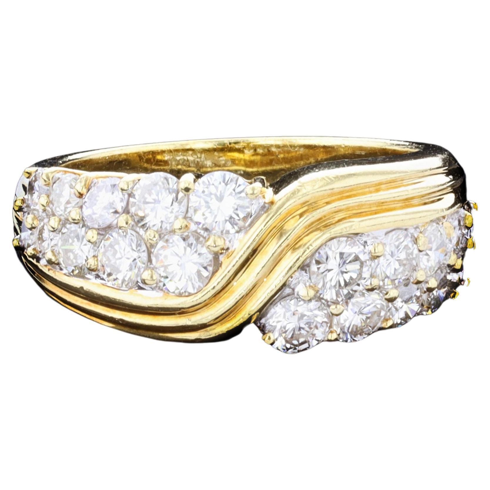 Distinctive Diamond and 18k Yellow Gold Ring For Sale