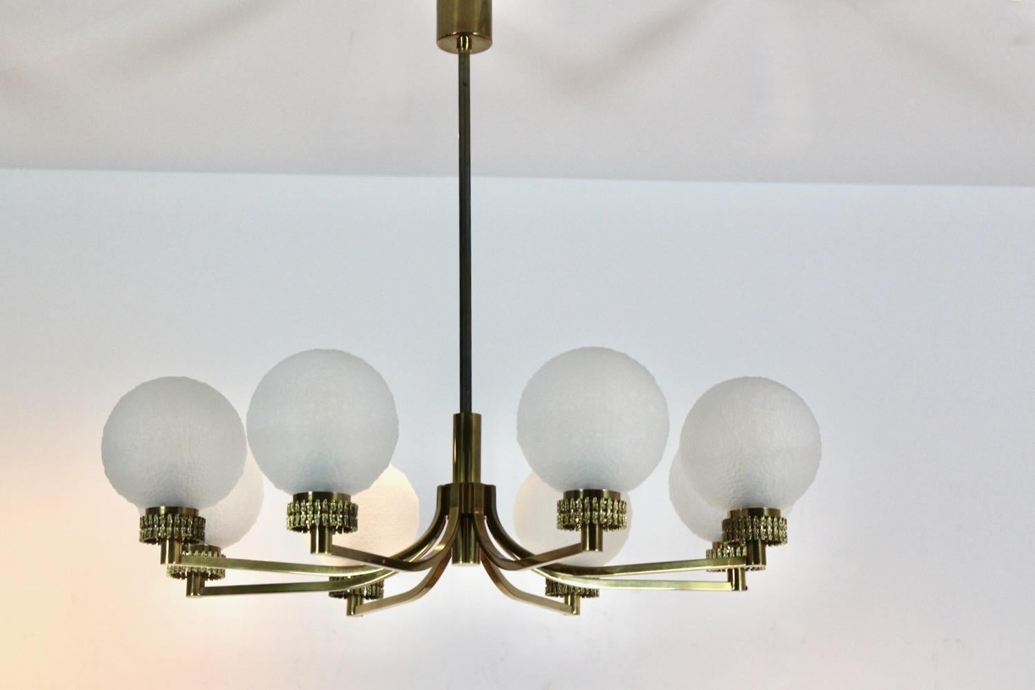 Distinctive French Brass and Frozen Glass Chandelier For Sale 7