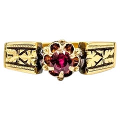 Distinctive Ruby Ring in 18k Yellow Gold