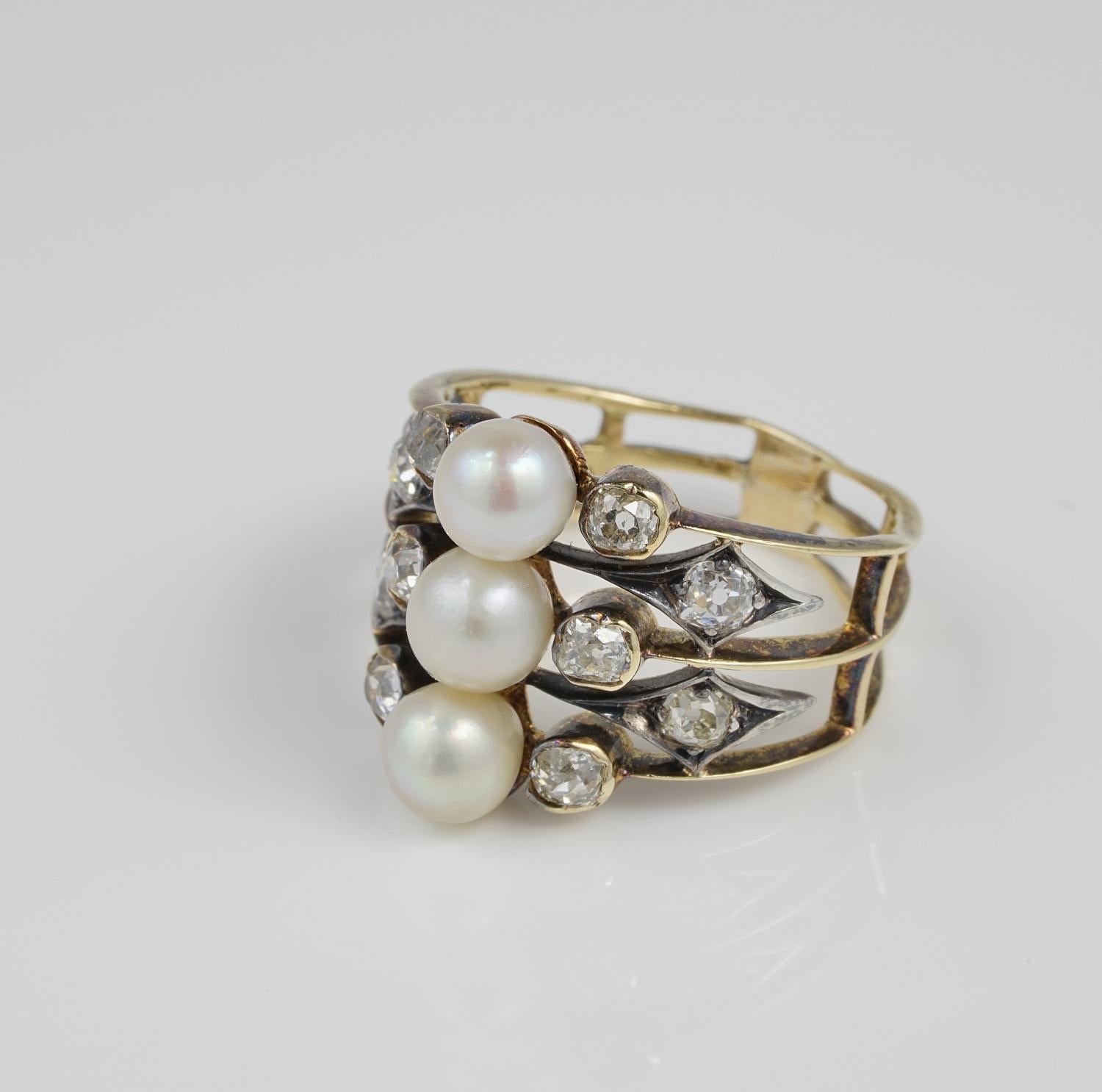 Distinctive Victorian 1.0 Carat Old Mine Diamond Natural Pearl Trilogy Rare Ring For Sale 1