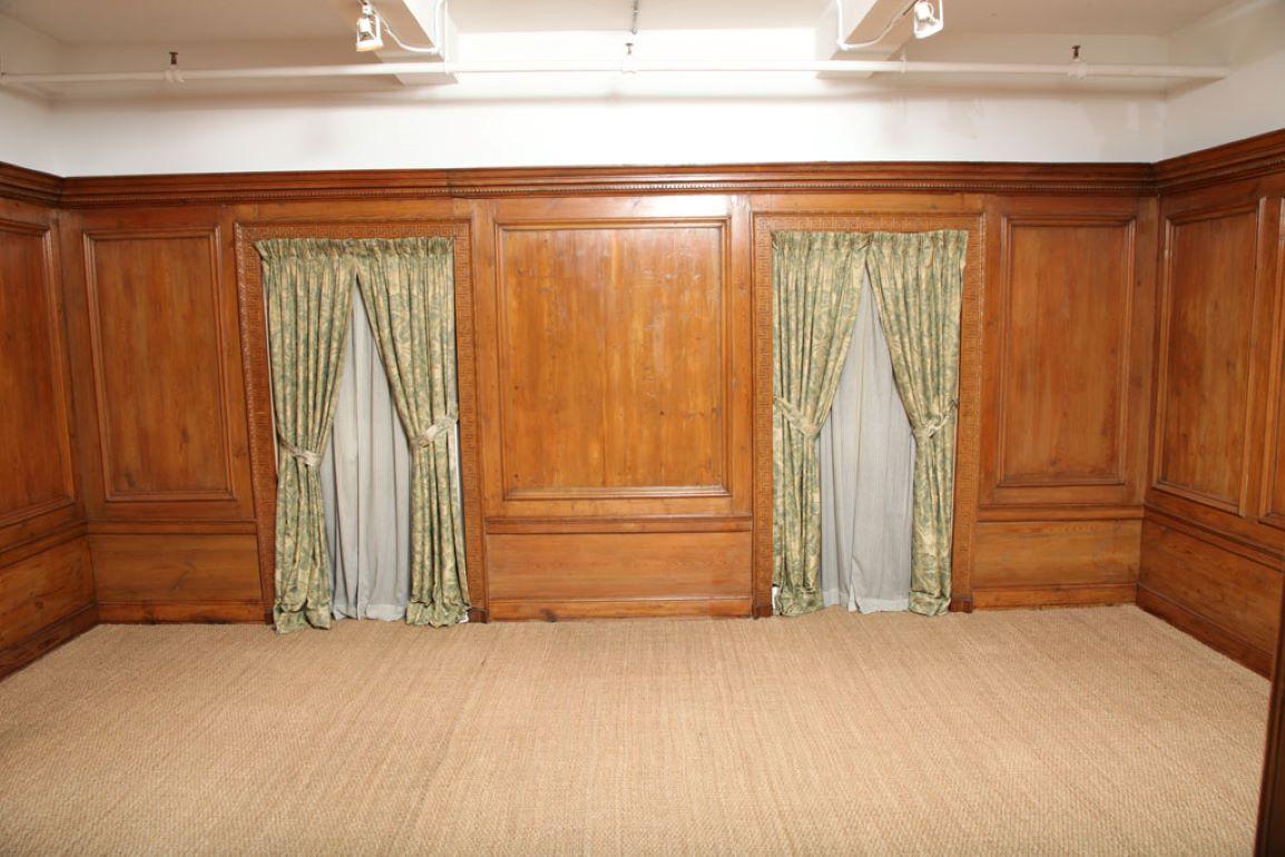 18th Century and Earlier Distinguish 18th Century English Knotty Pine Panel Room For Sale
