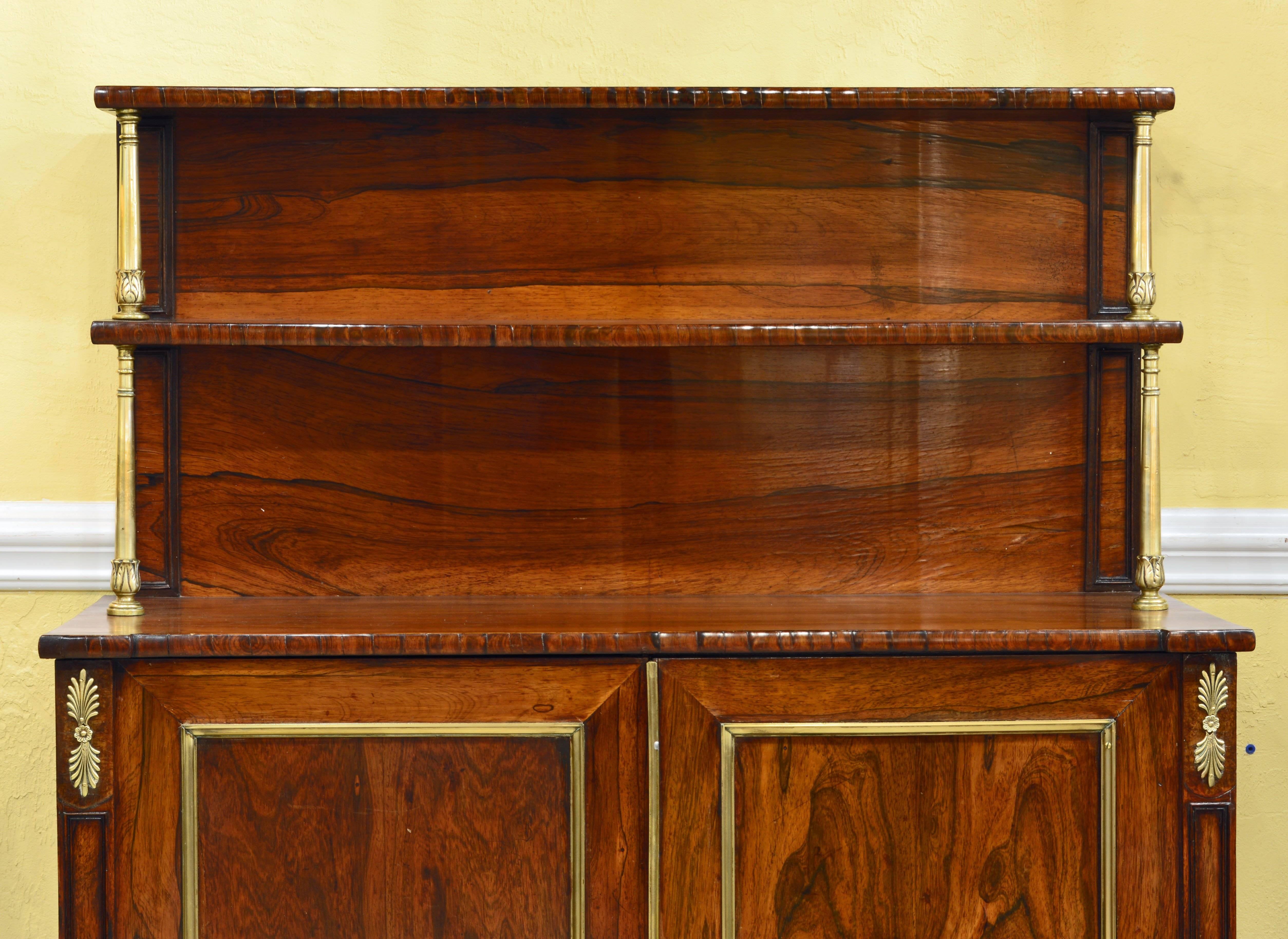 Distinguished 19th Century English Regency Two-Tier Rosewood Chiffonier In Good Condition In Ft. Lauderdale, FL
