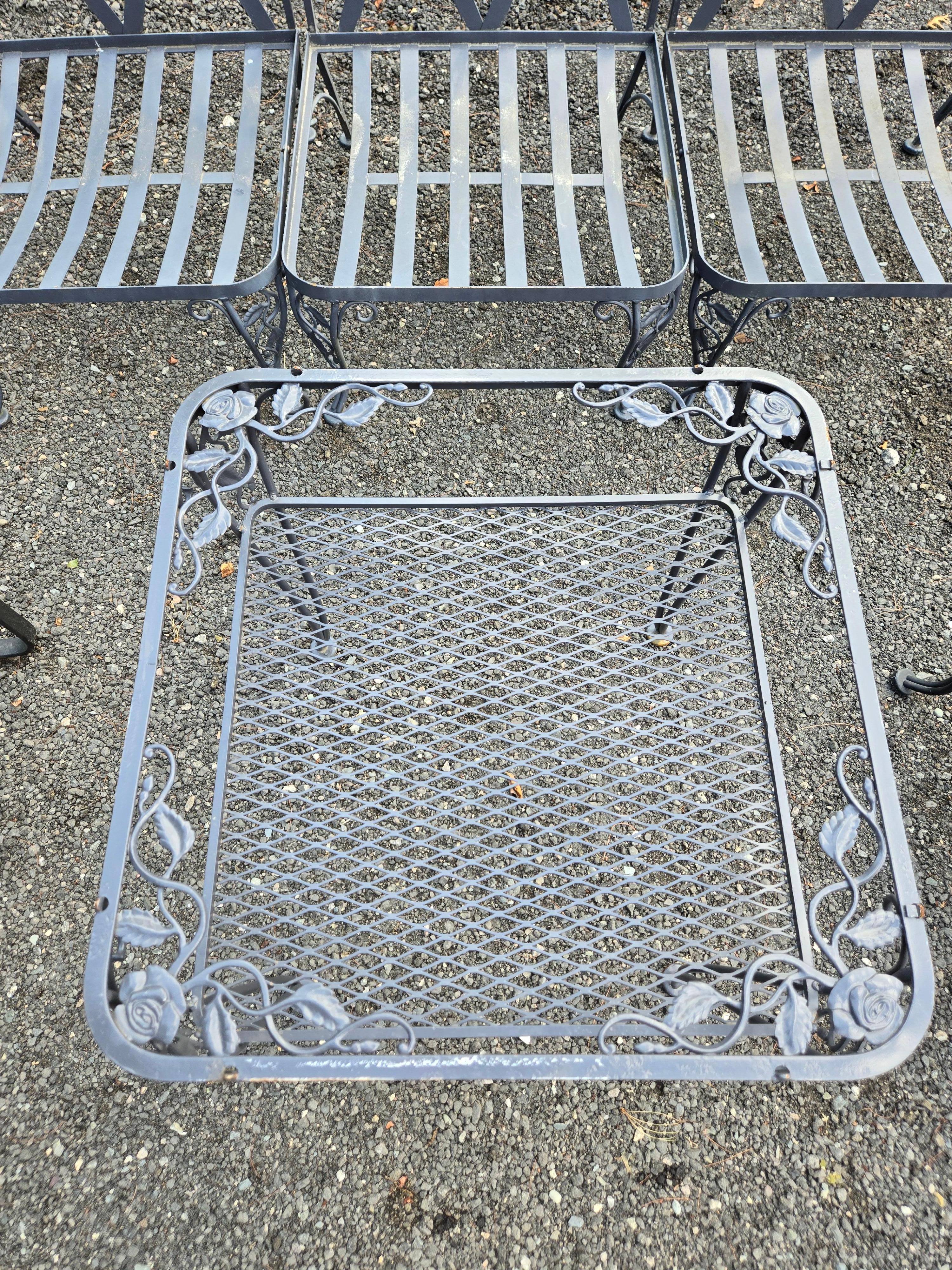 20th Century Vintage Woodard Wrought Iron Patio Set For Sale