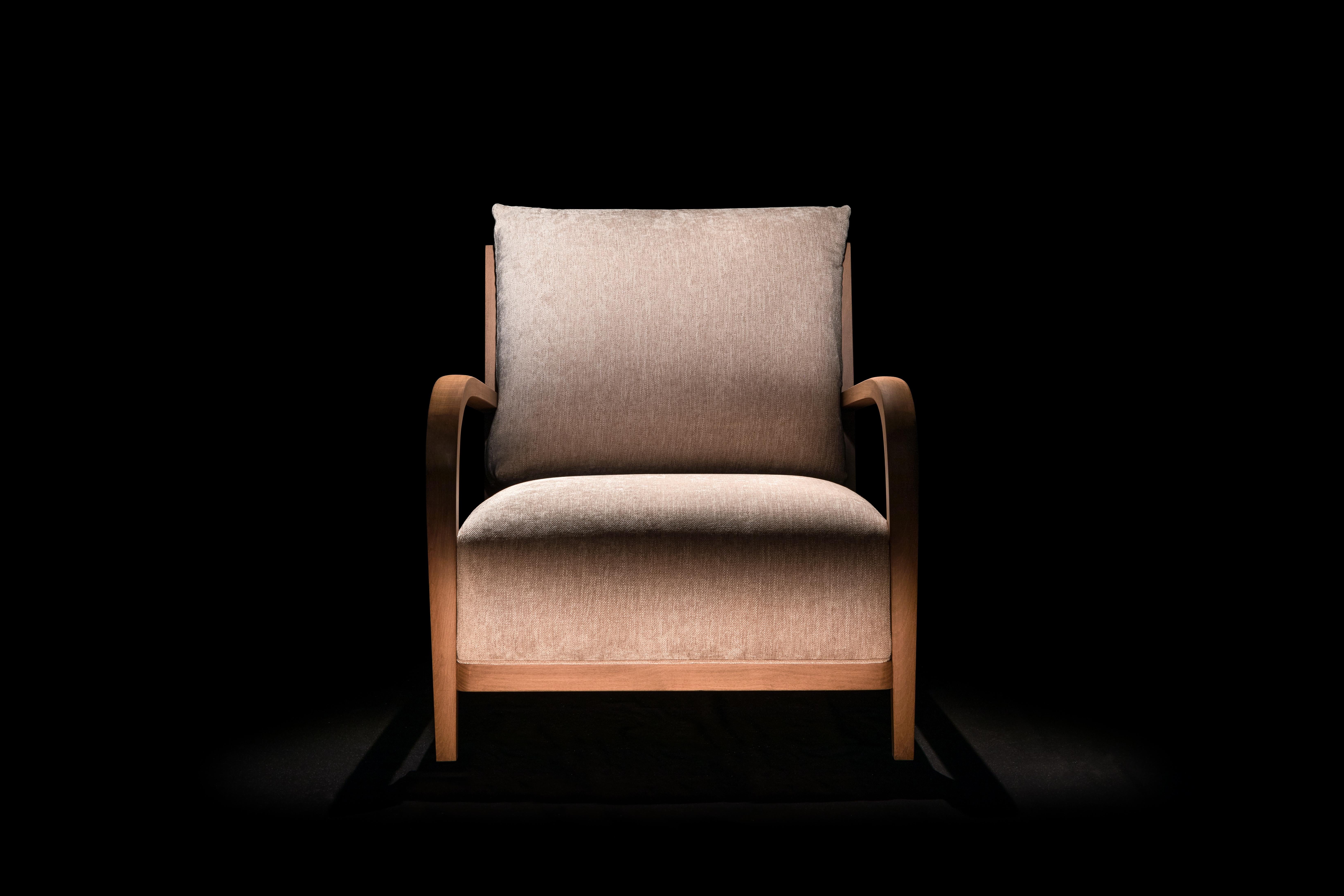 Distinta Armchair, Modern Design Wooden Armchair For Sale 2