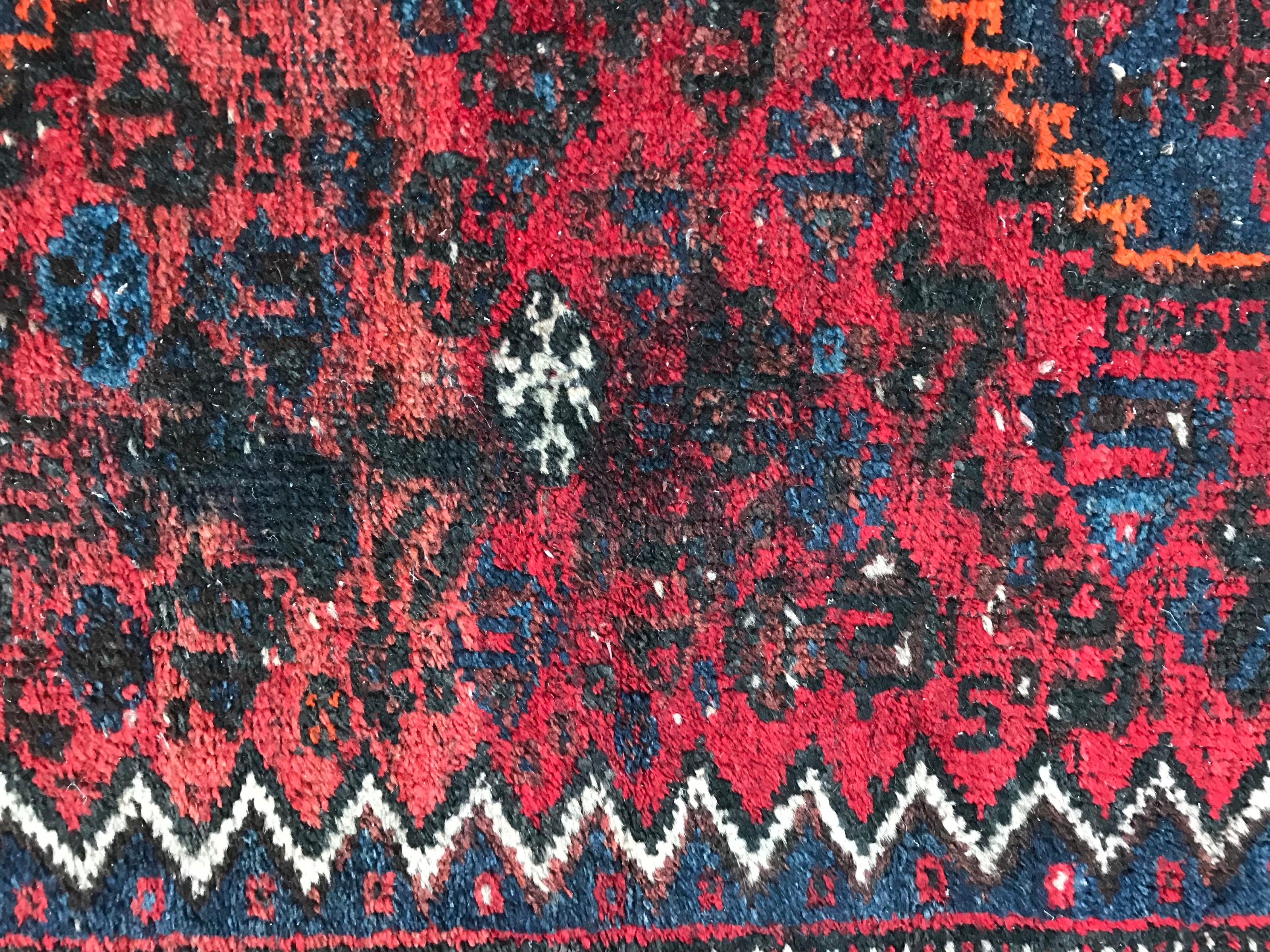 Distressed 20th Century Kurdish Rug In Fair Condition For Sale In Saint Ouen, FR