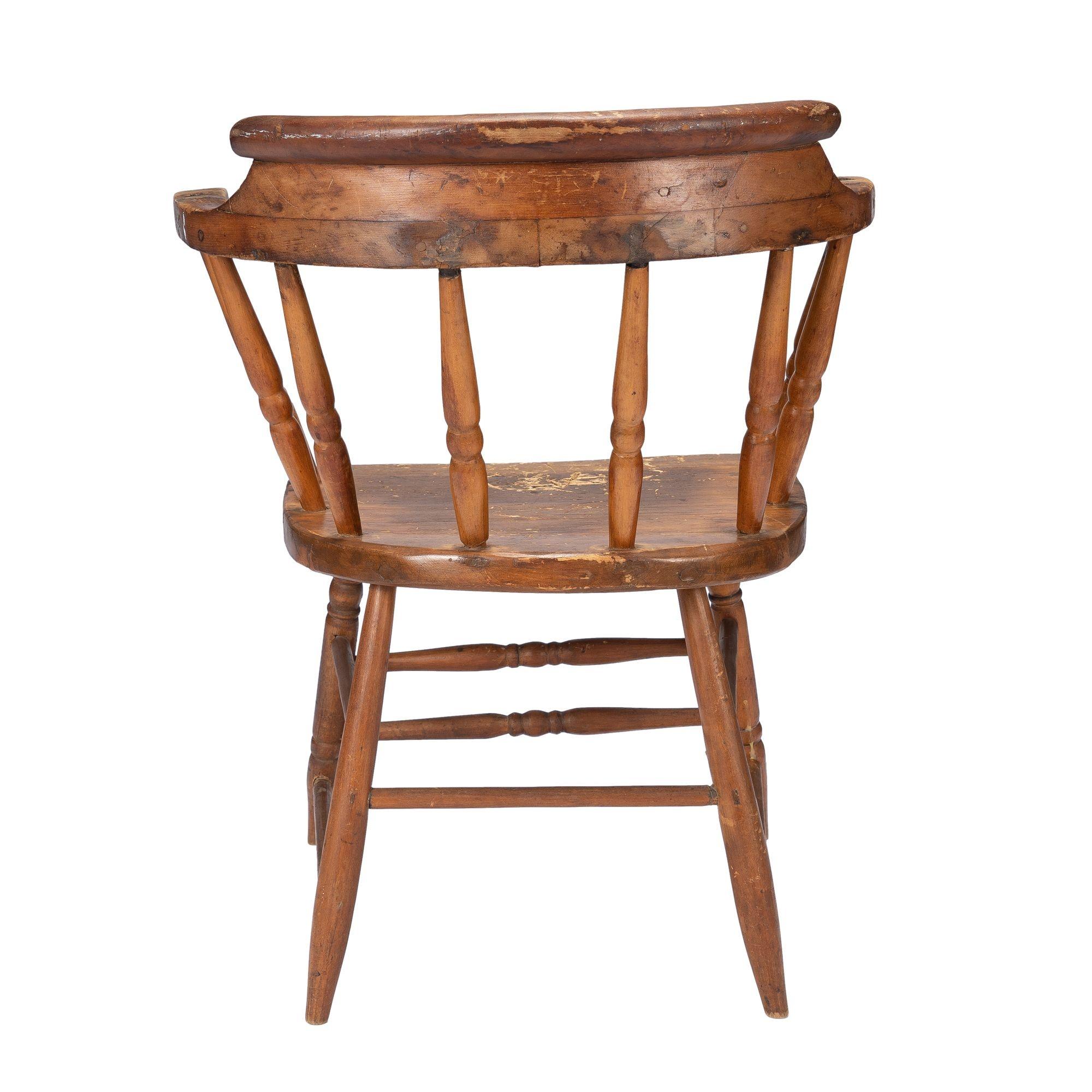 Maple Distressed American firehouse armchair, 1800's For Sale