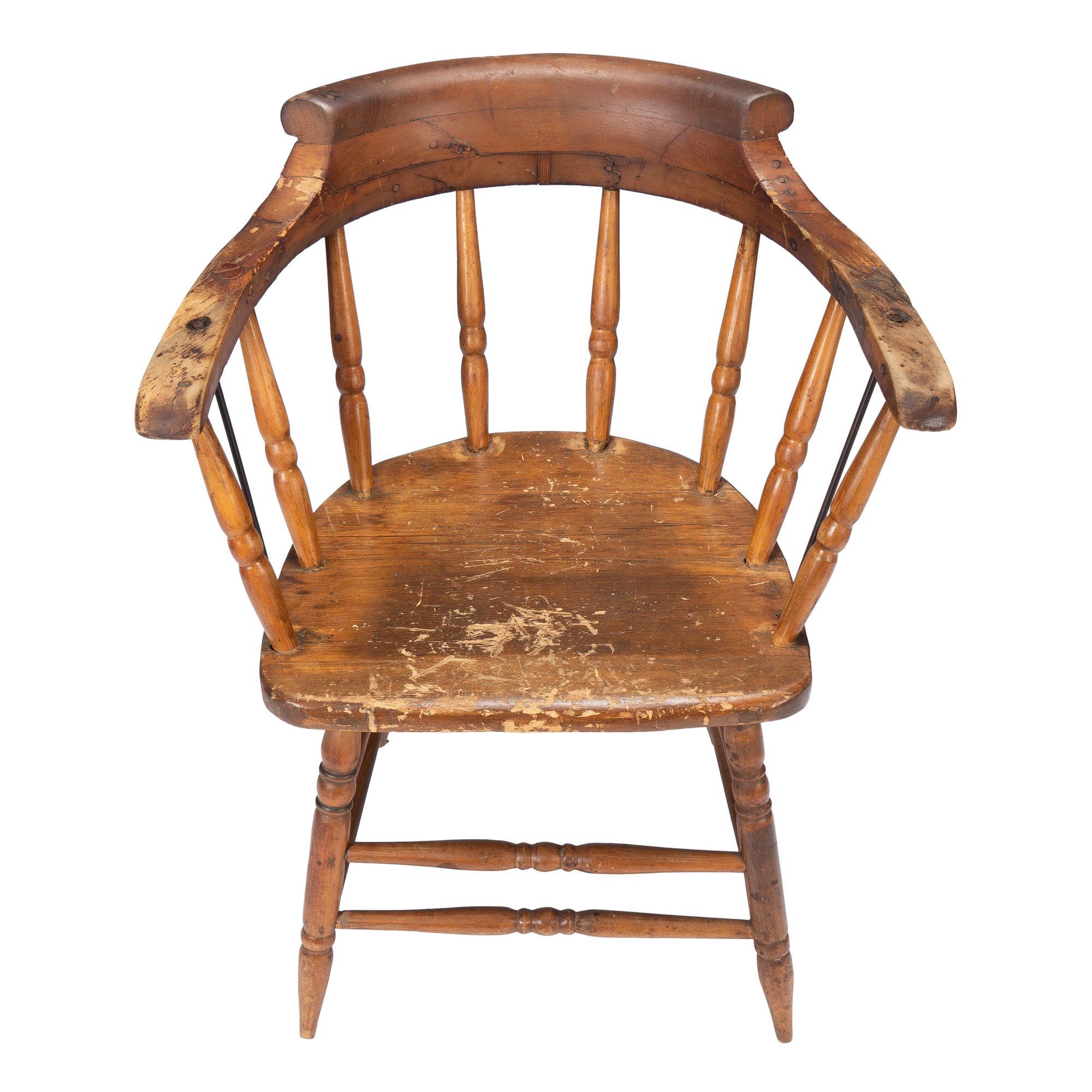 Distressed American firehouse armchair, 1800's For Sale 4