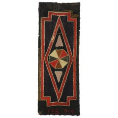 Alfombra rústica americana de 1930 con ganchos y estilo folclórico