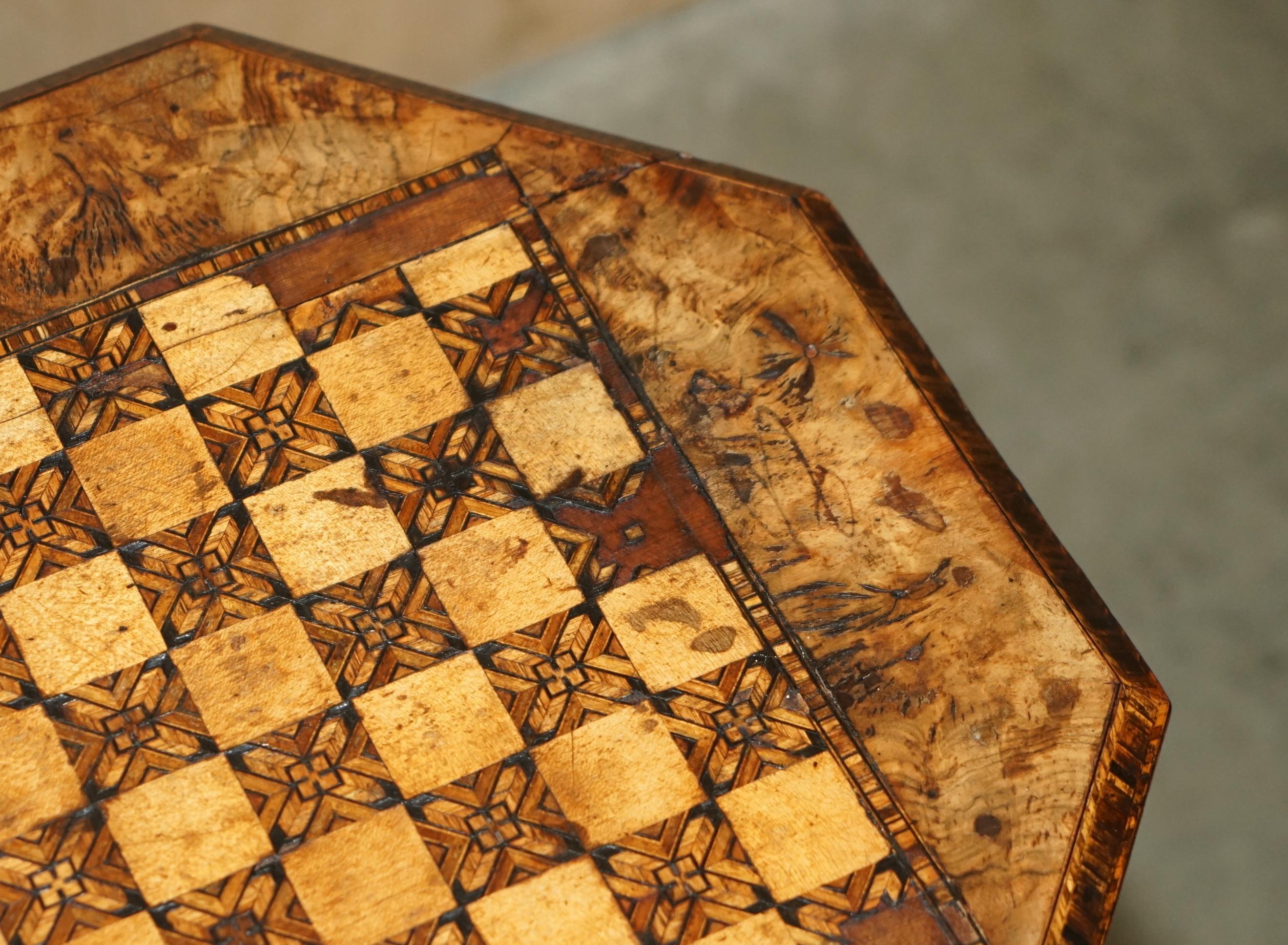 English DISTRESSED ANTIQUE BURR WALNUT & HARDWOOD SEWiNG WORK TABLE CHESS BOARD TOP For Sale