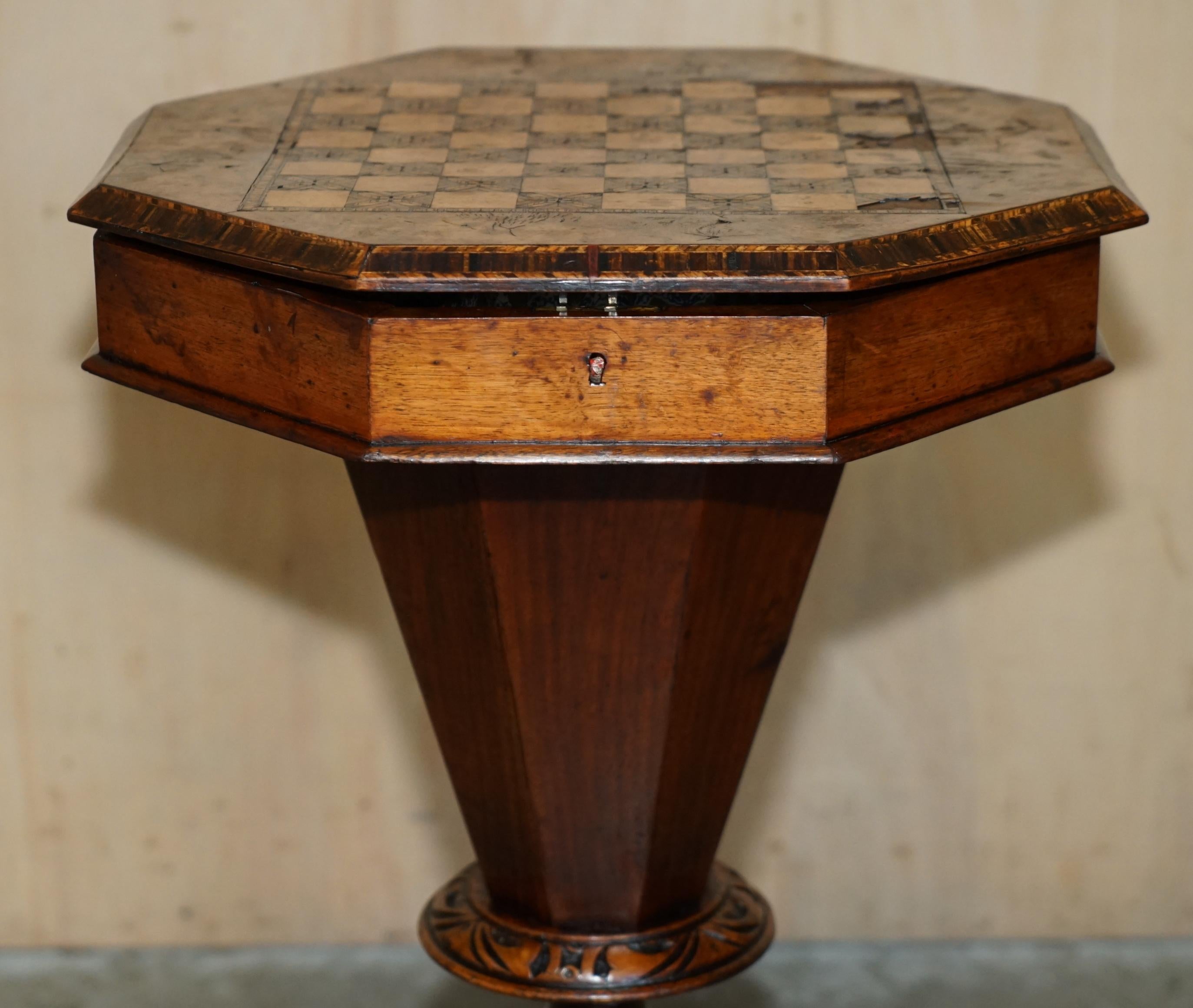 Mid-19th Century DISTRESSED ANTIQUE BURR WALNUT & HARDWOOD SEWiNG WORK TABLE CHESS BOARD TOP For Sale
