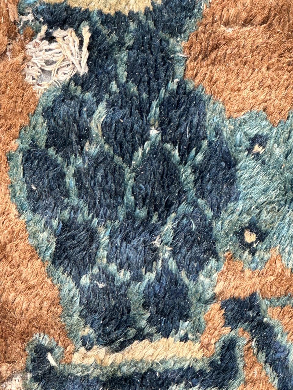 Distressed antique Chinese rug For Sale 10