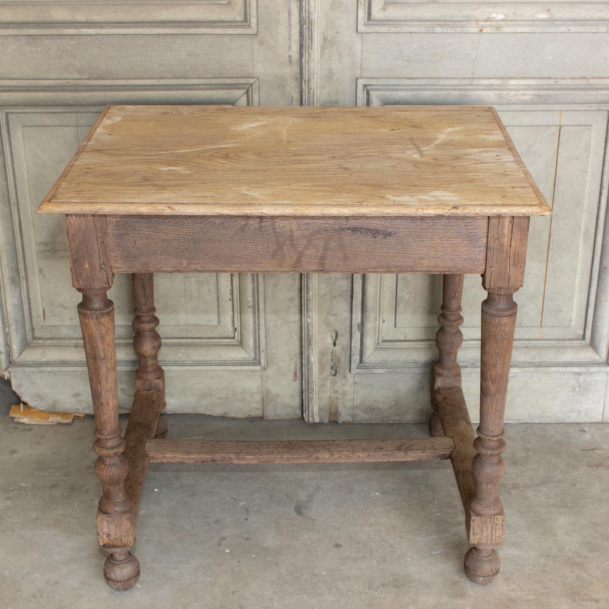 Distressed Antique French Oak Side Table, circa 1910 In Fair Condition In Houston, TX