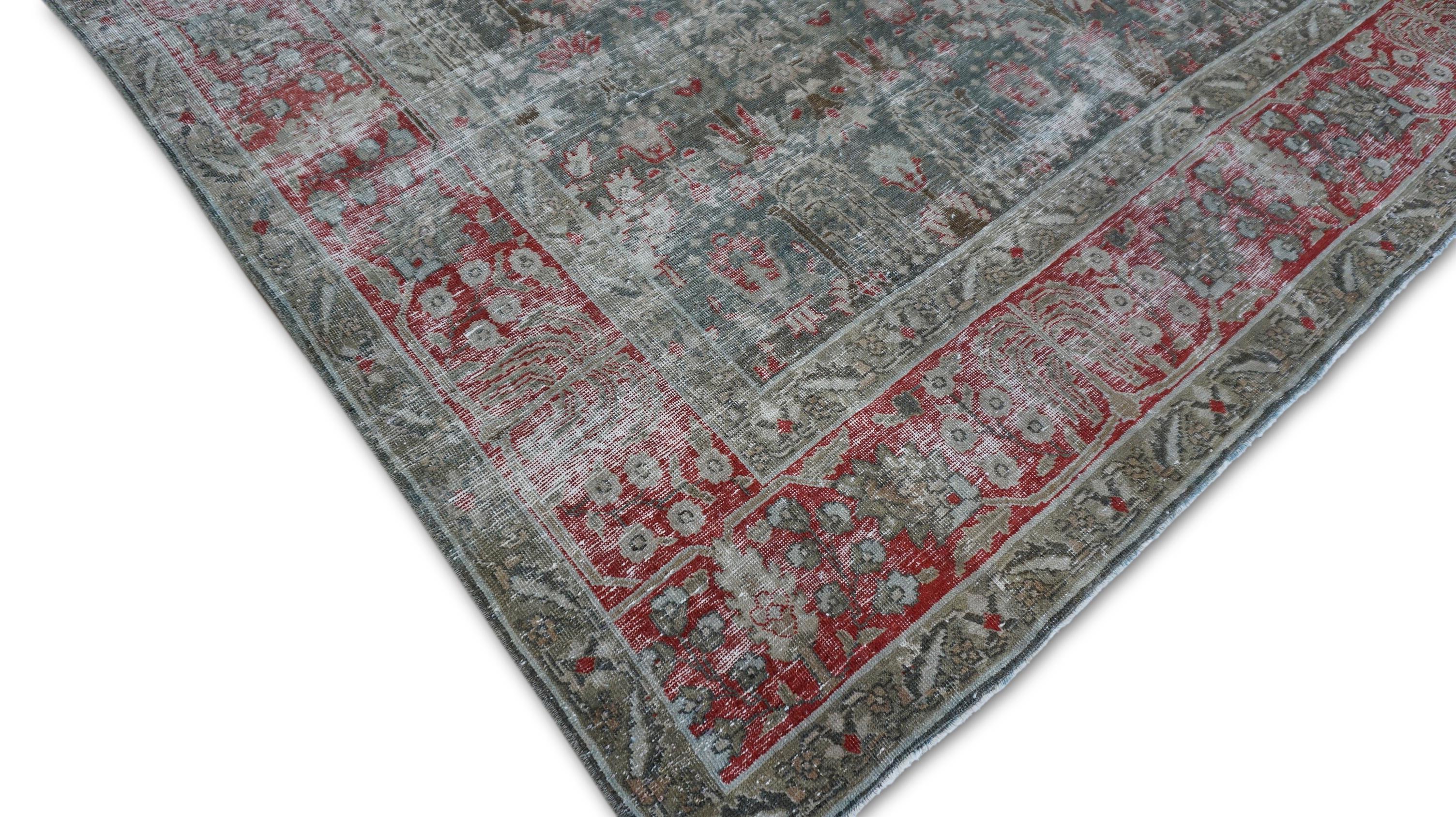 Tapis Tabriz antique vert et rouge à fleurs 7'7''x10'6'' Bon état - En vente à Torrance, CA
