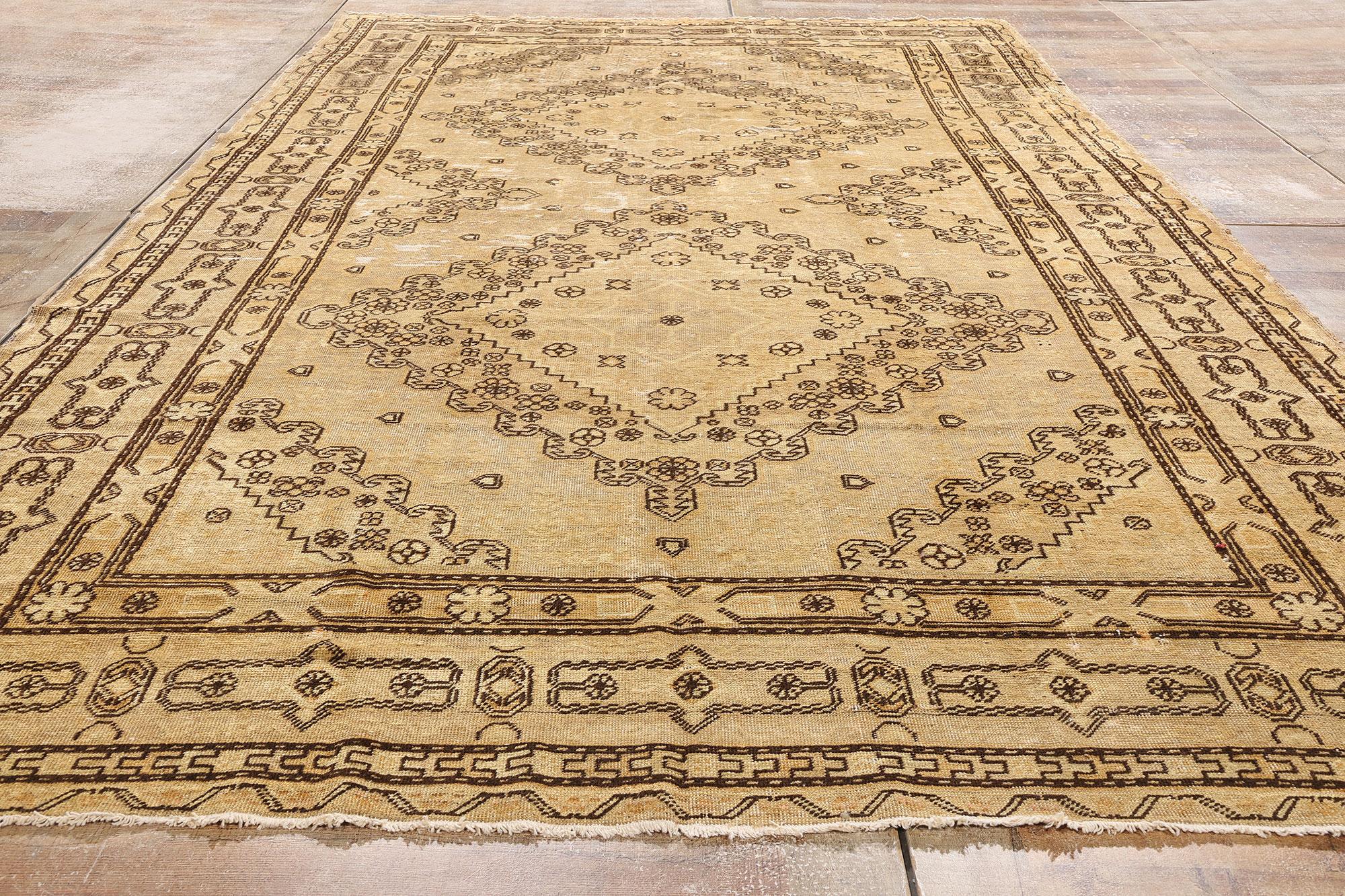 Wool 1900's Turkestan Khotan Rug with Traditional Style For Sale