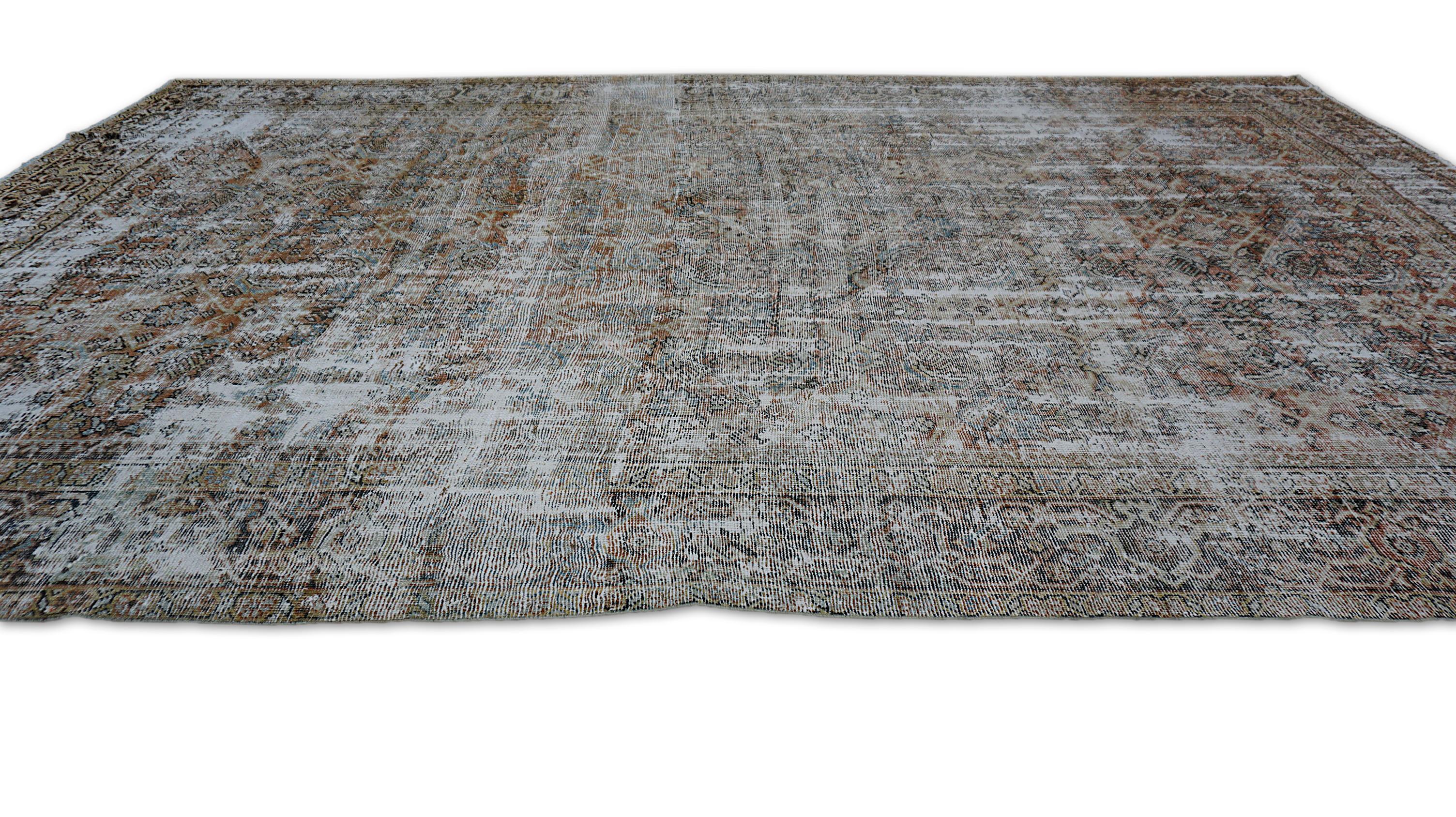 Alfombra de lana Mahal antigua envejecida 7'7''x12' siglo XX en venta