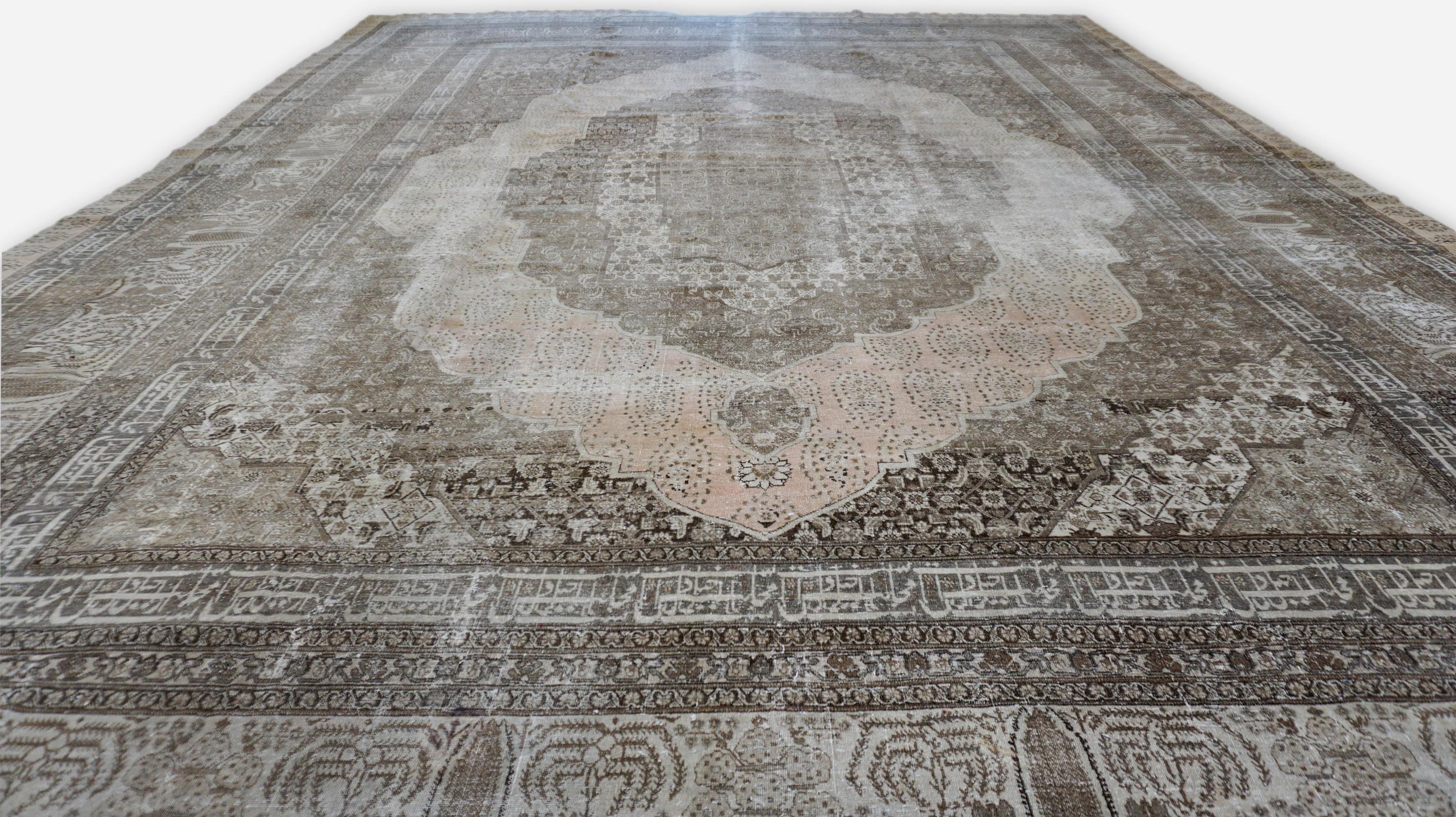 Distressed Antique Persian Brown and Earthy Tones Rare Wool Rug 13'x19'8'' In Good Condition For Sale In Torrance, CA