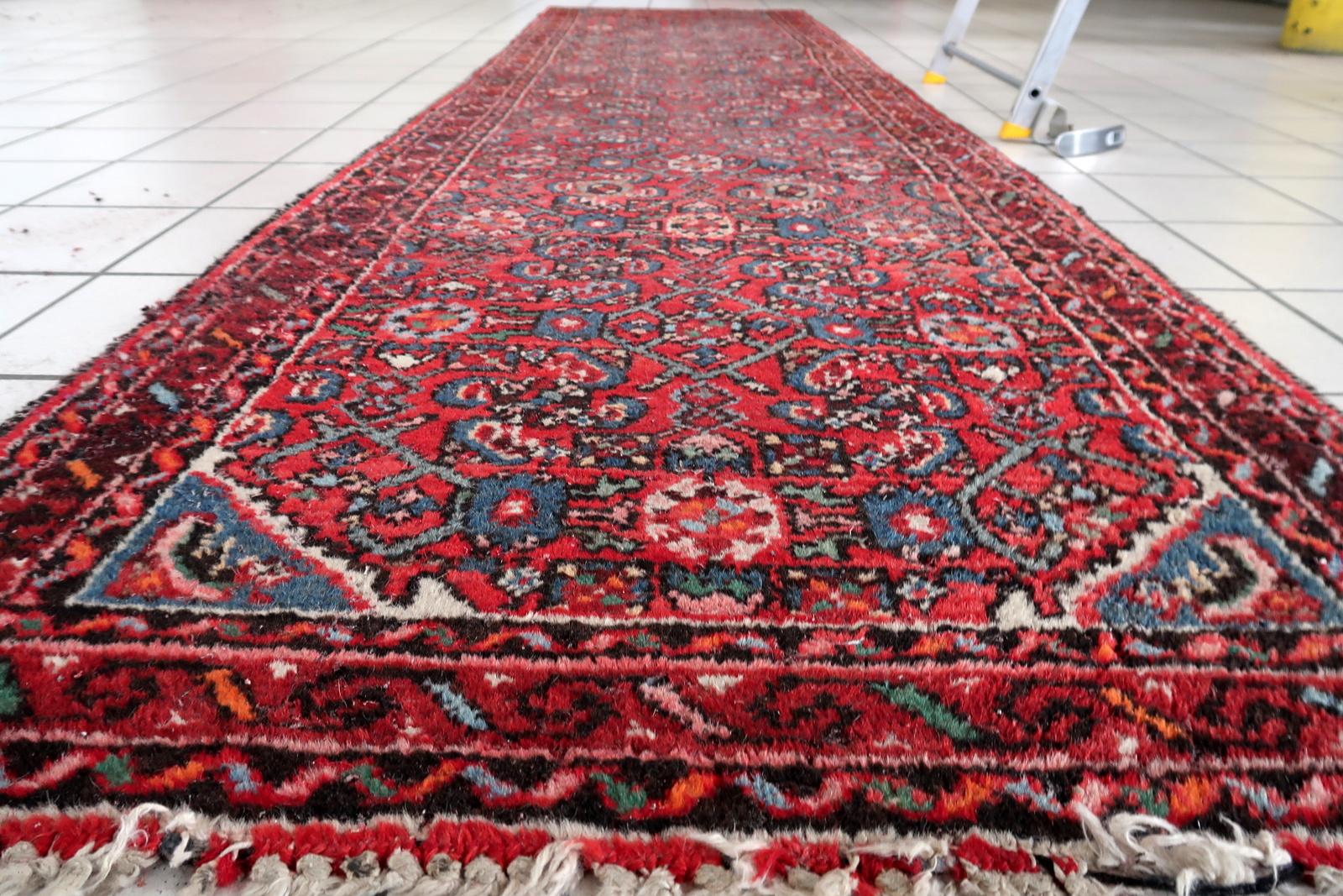 Abgenutzter antiker persischer Hamadan-Läufer 2,8' x 9,11', CIRCA 1920 - 1C1199 im Angebot 2