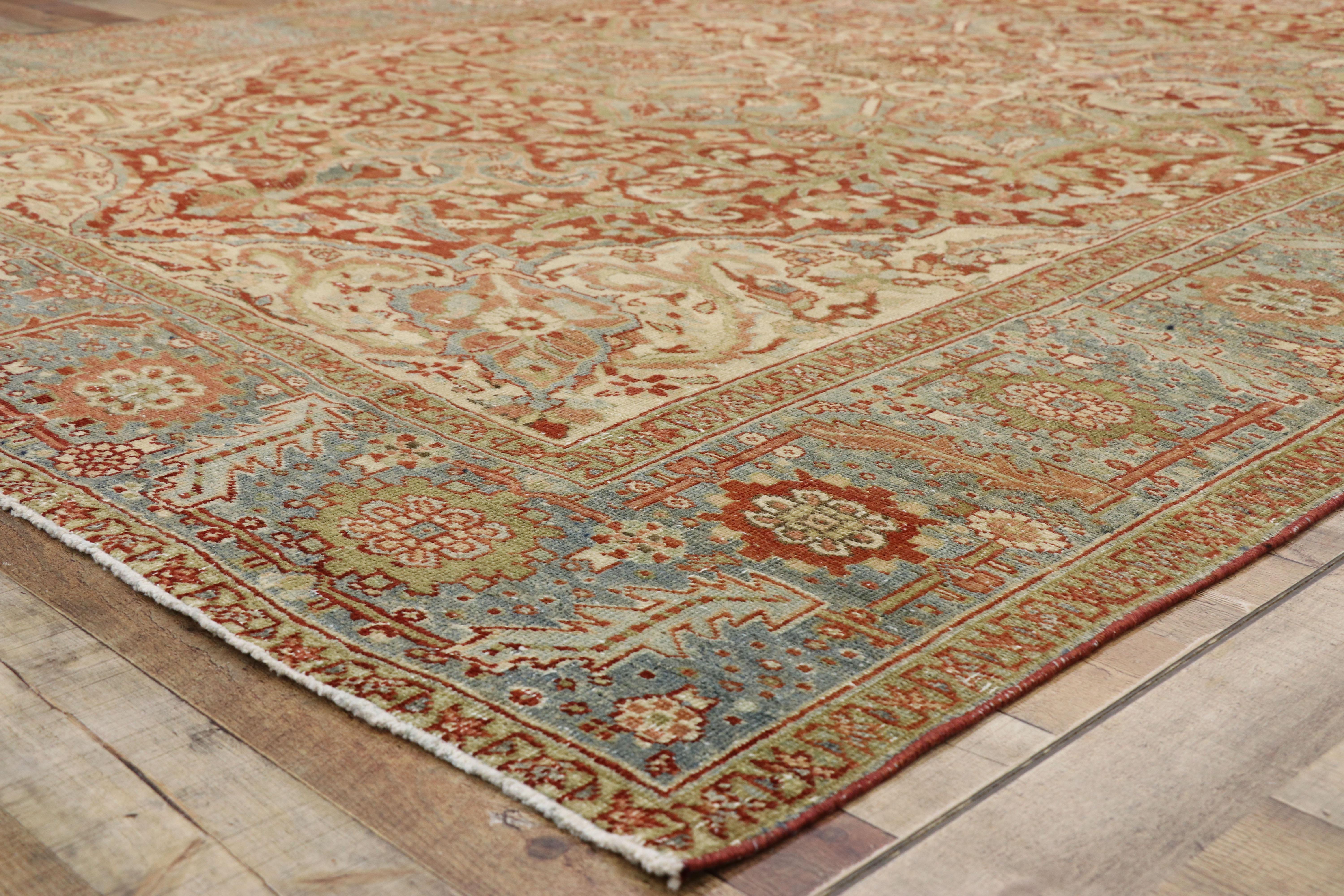 Distressed Antique Persian Heriz Design Rug with Rustic Artisan Cottage Style In Distressed Condition For Sale In Dallas, TX