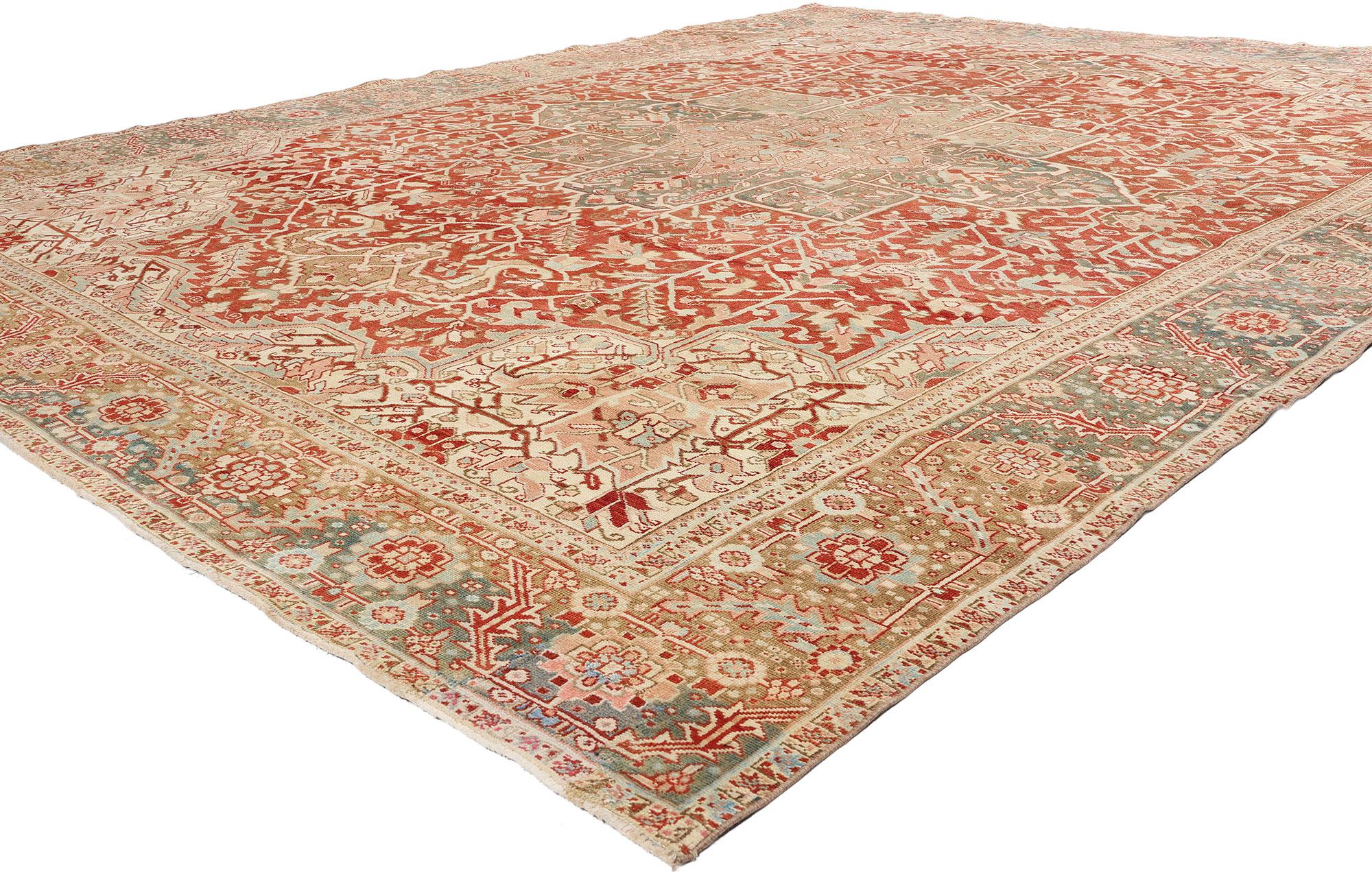 Laine Tapis persan ancien Heriz de style traditionnel en vente