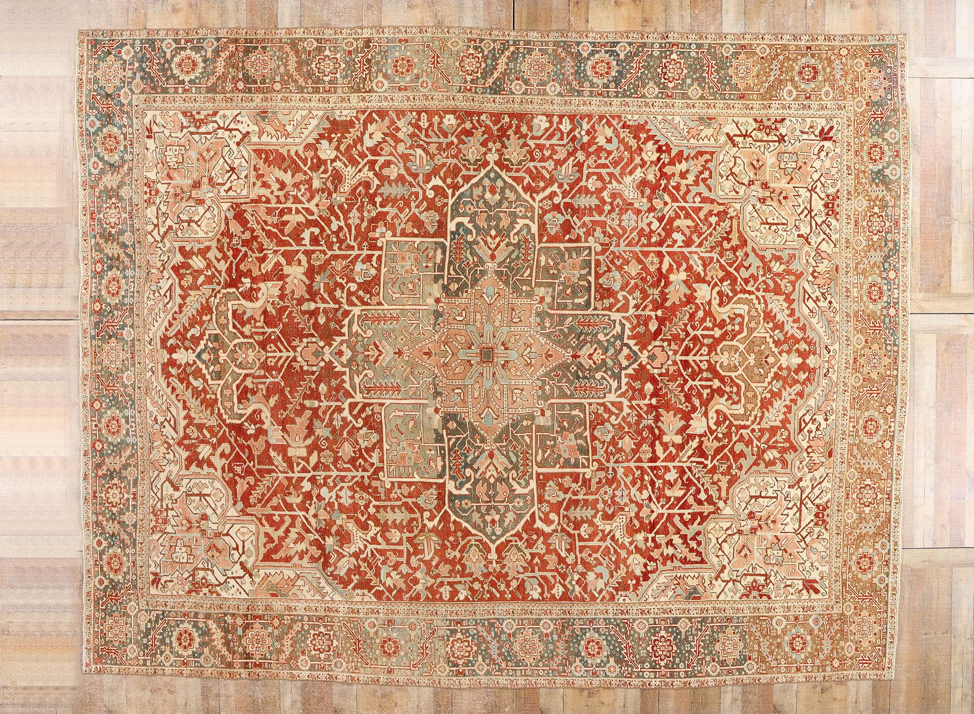 Tapis persan ancien Heriz de style traditionnel en vente 2