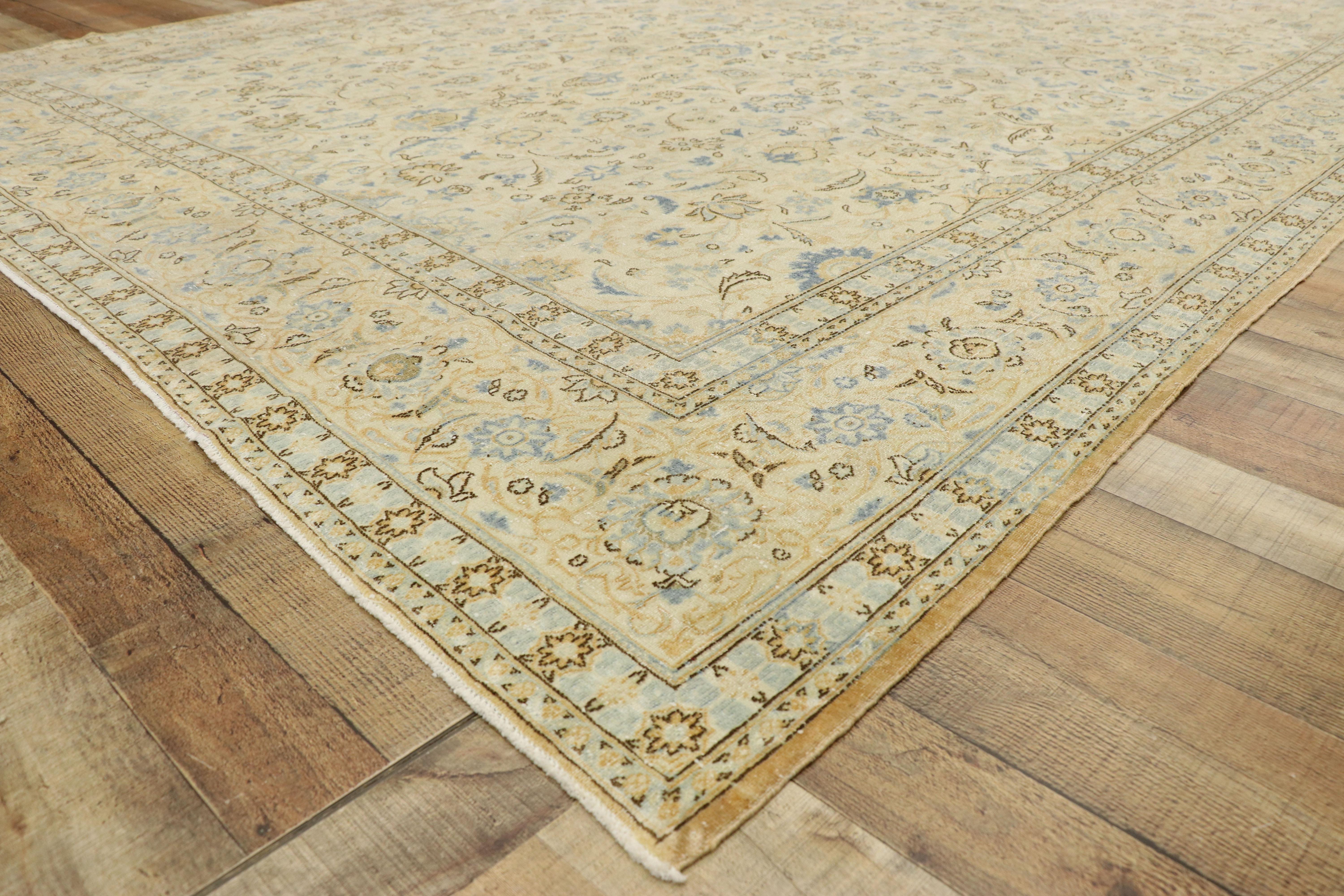 Distressed Antique Persian Kashan Rug with Cotswold English Manor Style In Distressed Condition For Sale In Dallas, TX