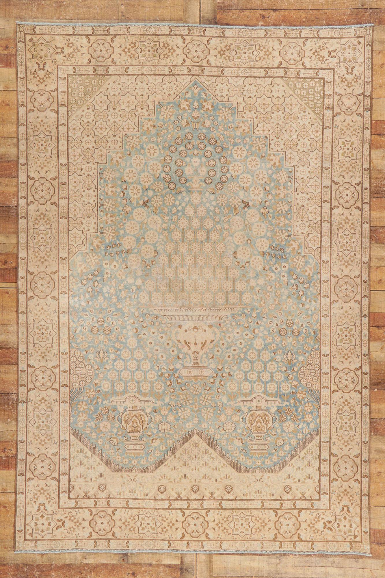 Antique Persian Kerman Rug, Quiet Sophistication Meets Relaxed Refinement For Sale 1