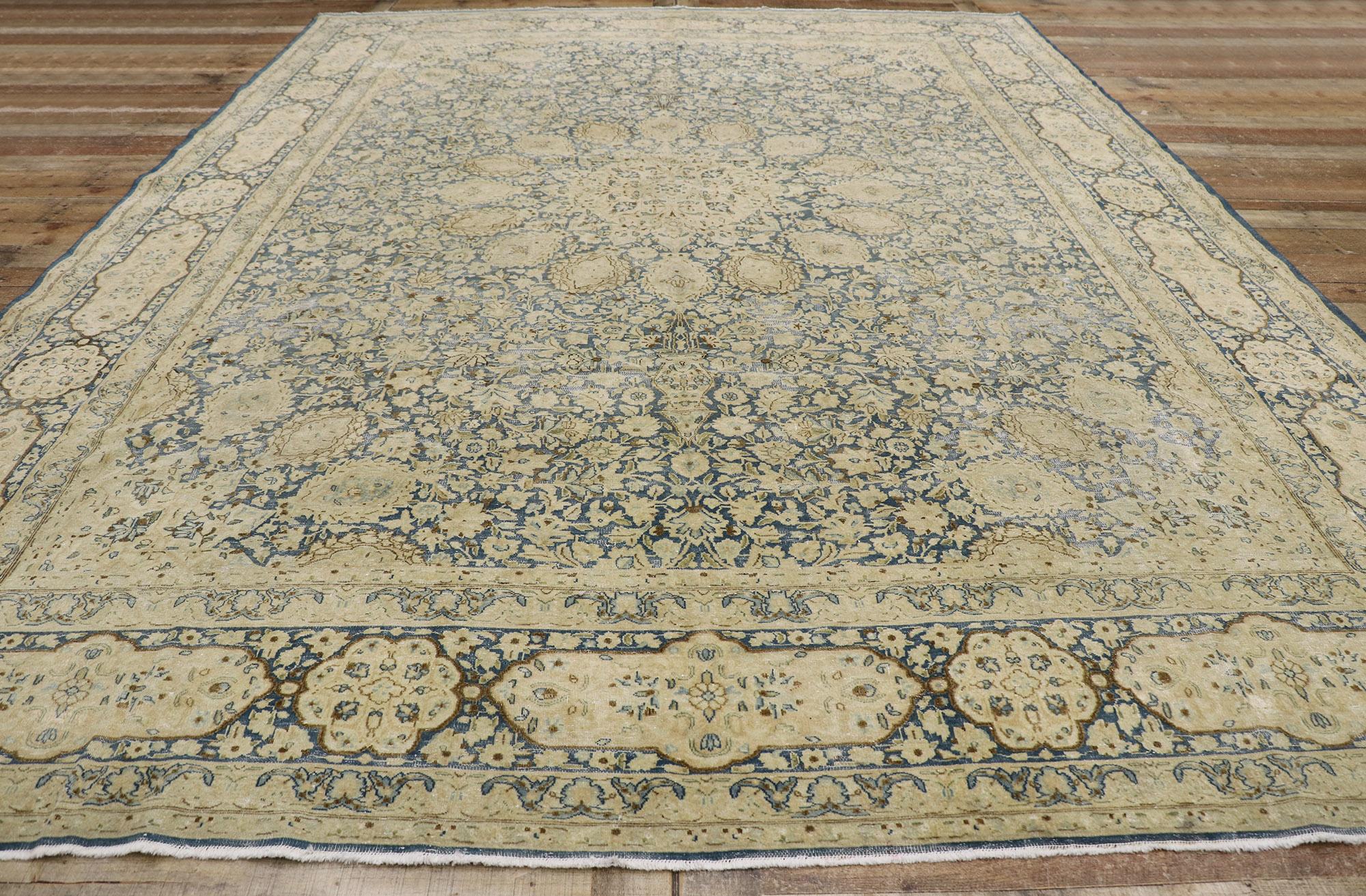 Distressed Antique Persian Kerman Rug with the Ardabil Carpet Design In Distressed Condition For Sale In Dallas, TX