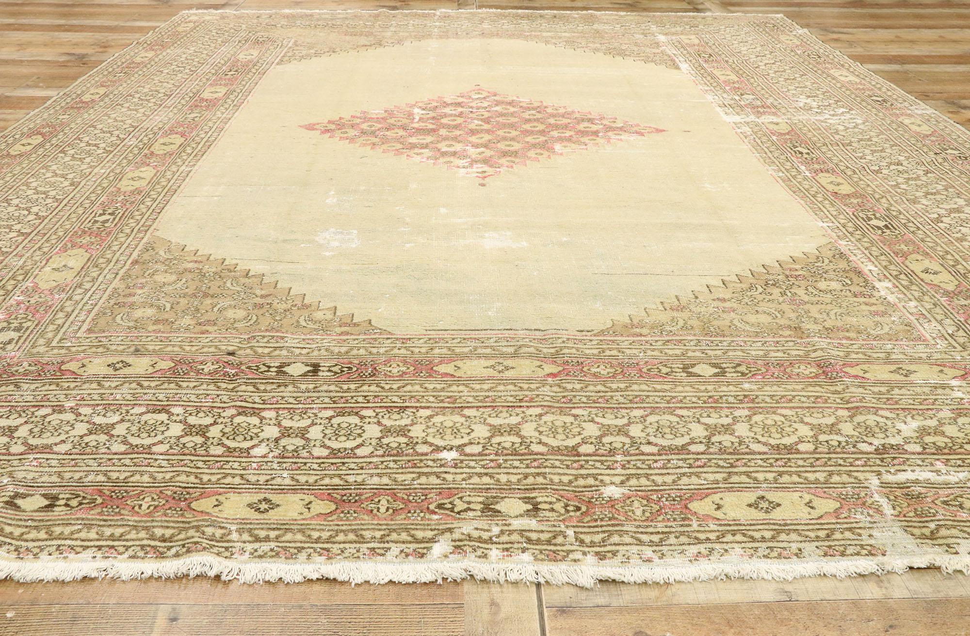 Late 19th Century Antique Persian Khorassan Rug with English Manor Style For Sale 8