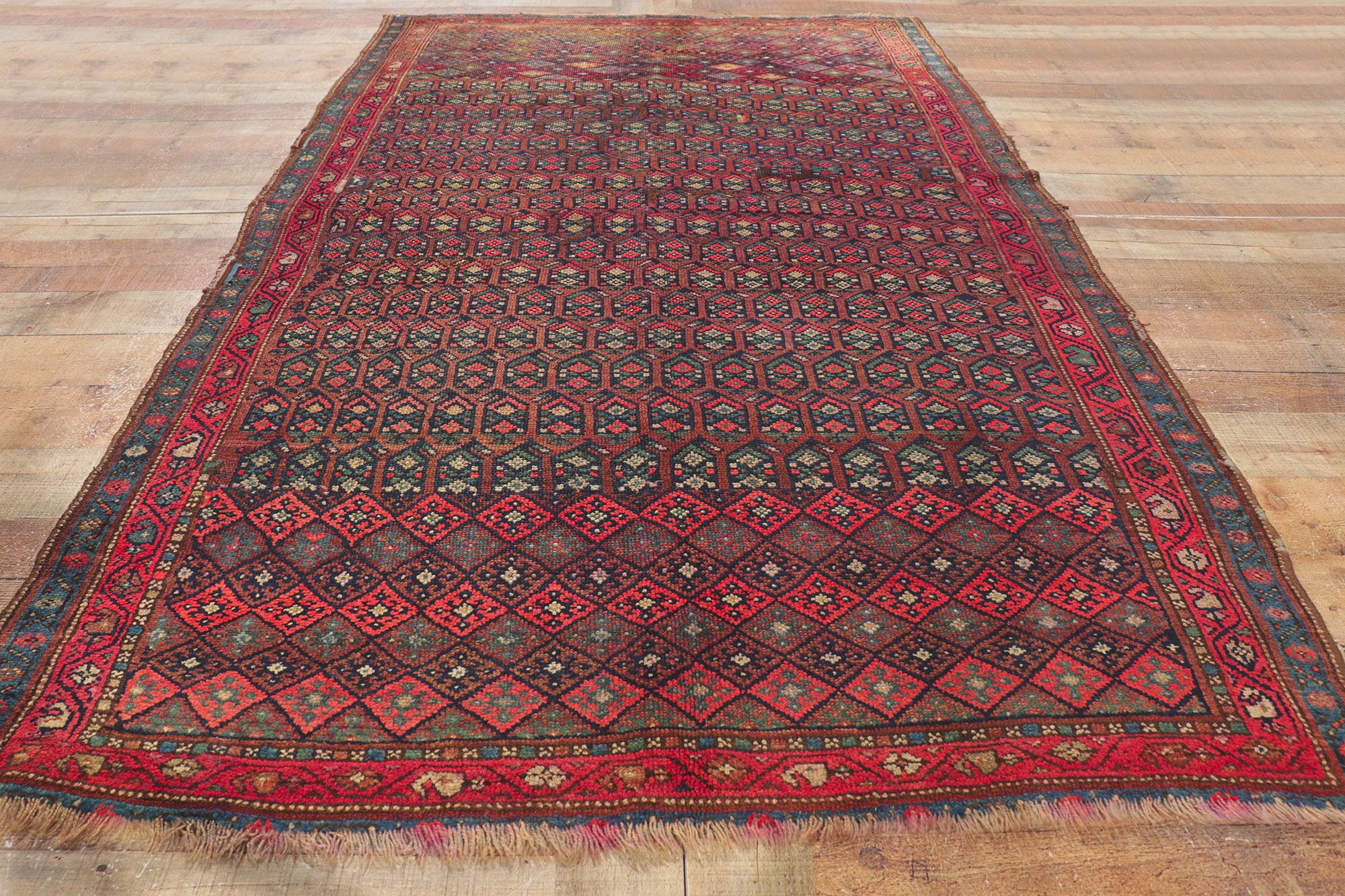 Laine Tapis persan ancien vieilli du Kurde avec style Lodge d'Adirondack en vente