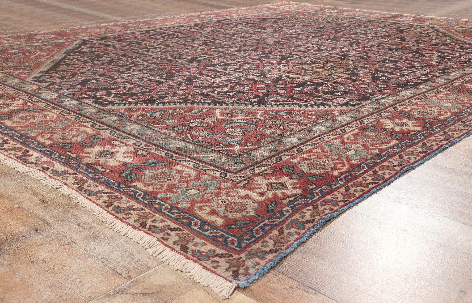 Antique-Worn Persian Mahal Rug, Traditional Sensibility Meets Rustic Charm In Distressed Condition For Sale In Dallas, TX