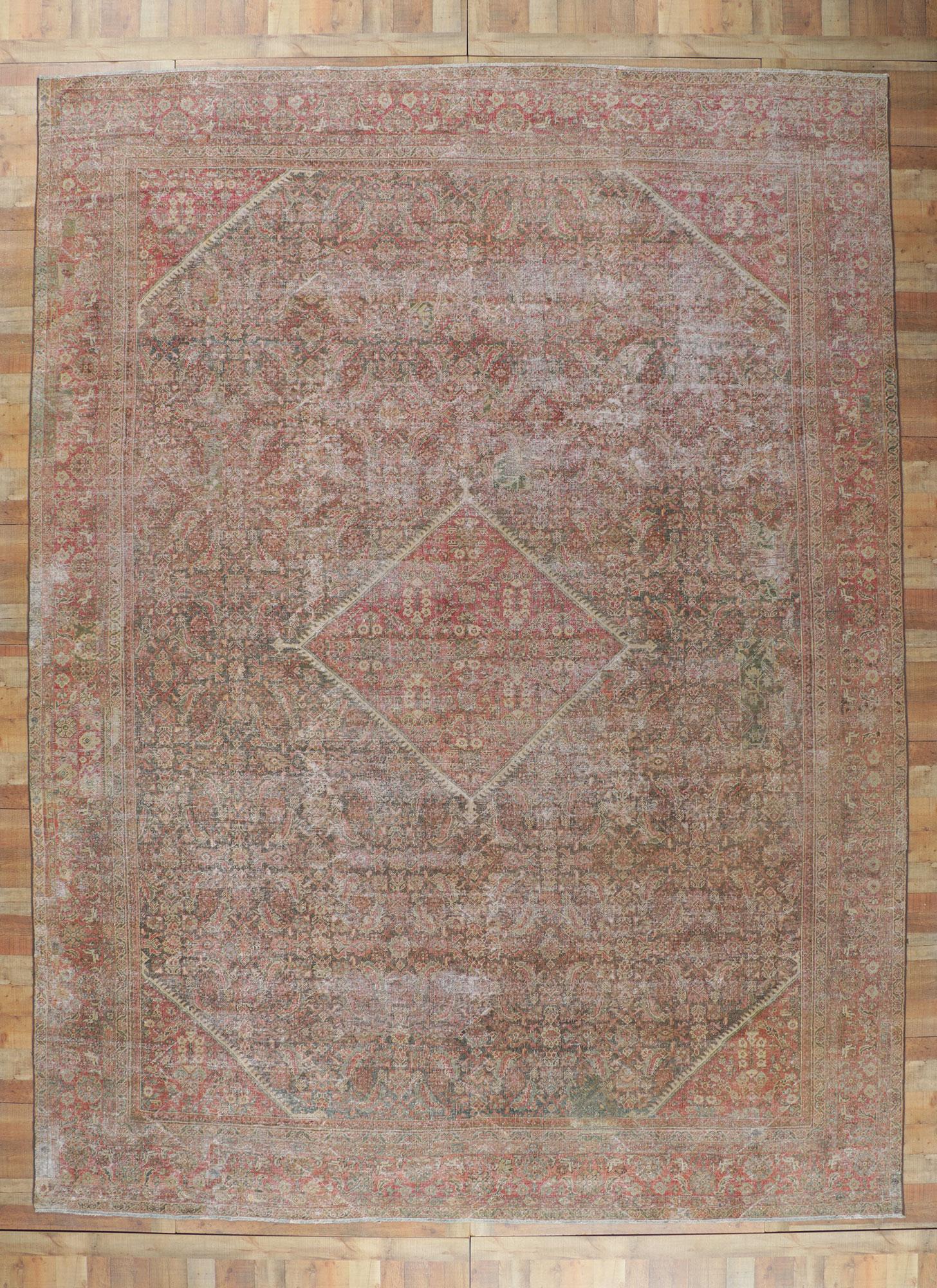 Distressed Antique Persian Mahal Rug In Distressed Condition For Sale In Dallas, TX