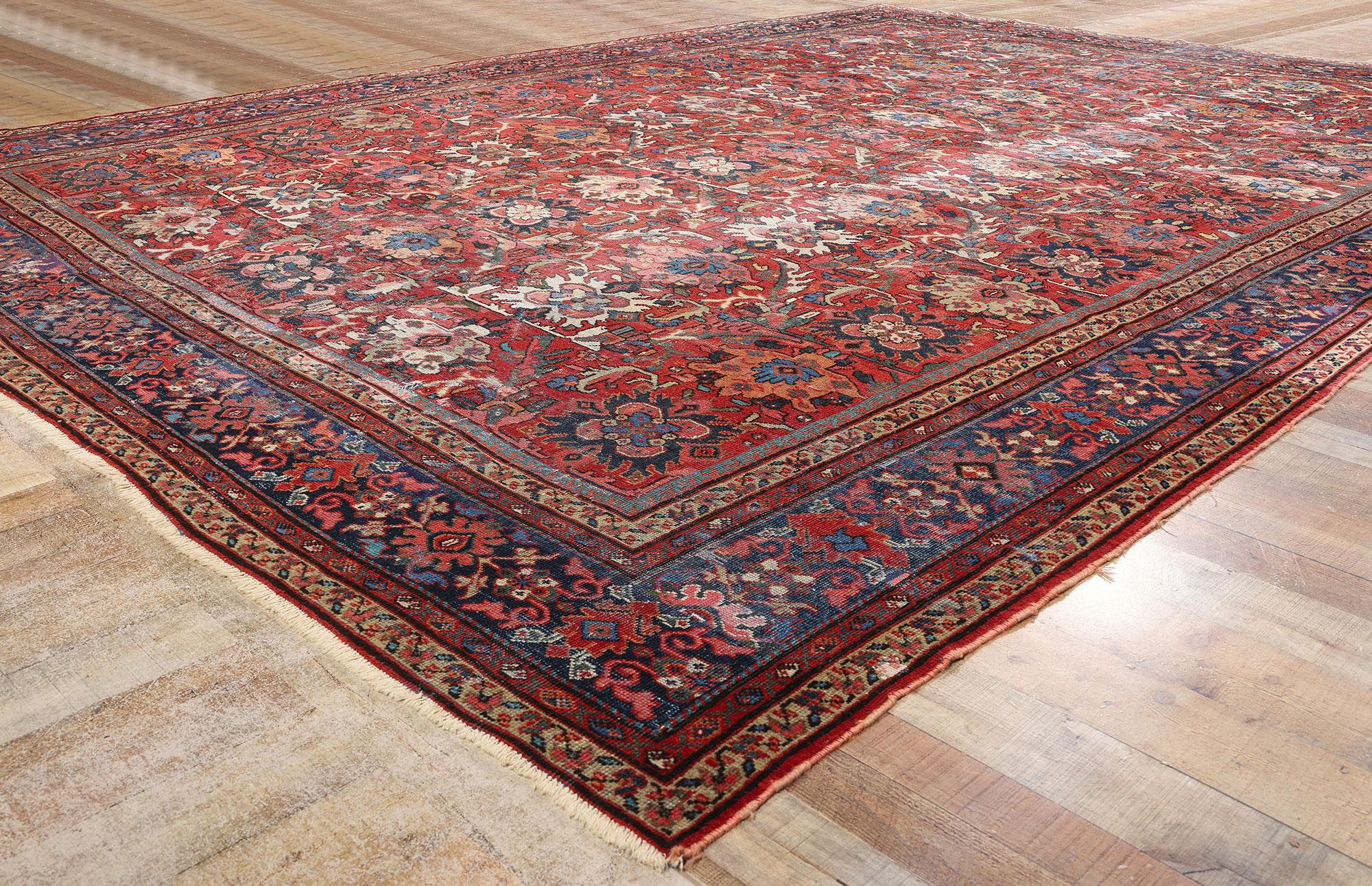 Antik-Persischer Mahal-Teppich im Used-Look (Wolle) im Angebot