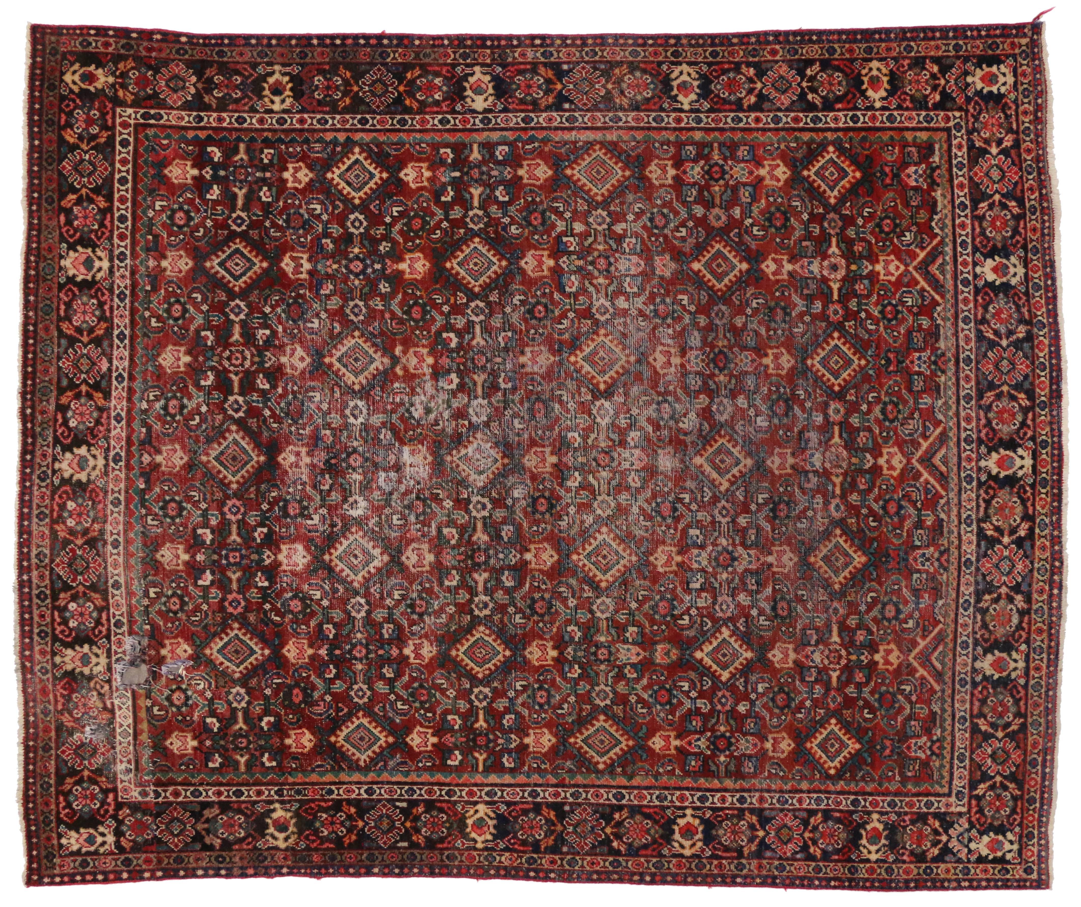 Distressed Antique Persian Mahal Rug with Modern Rustic English Manor Style For Sale 3