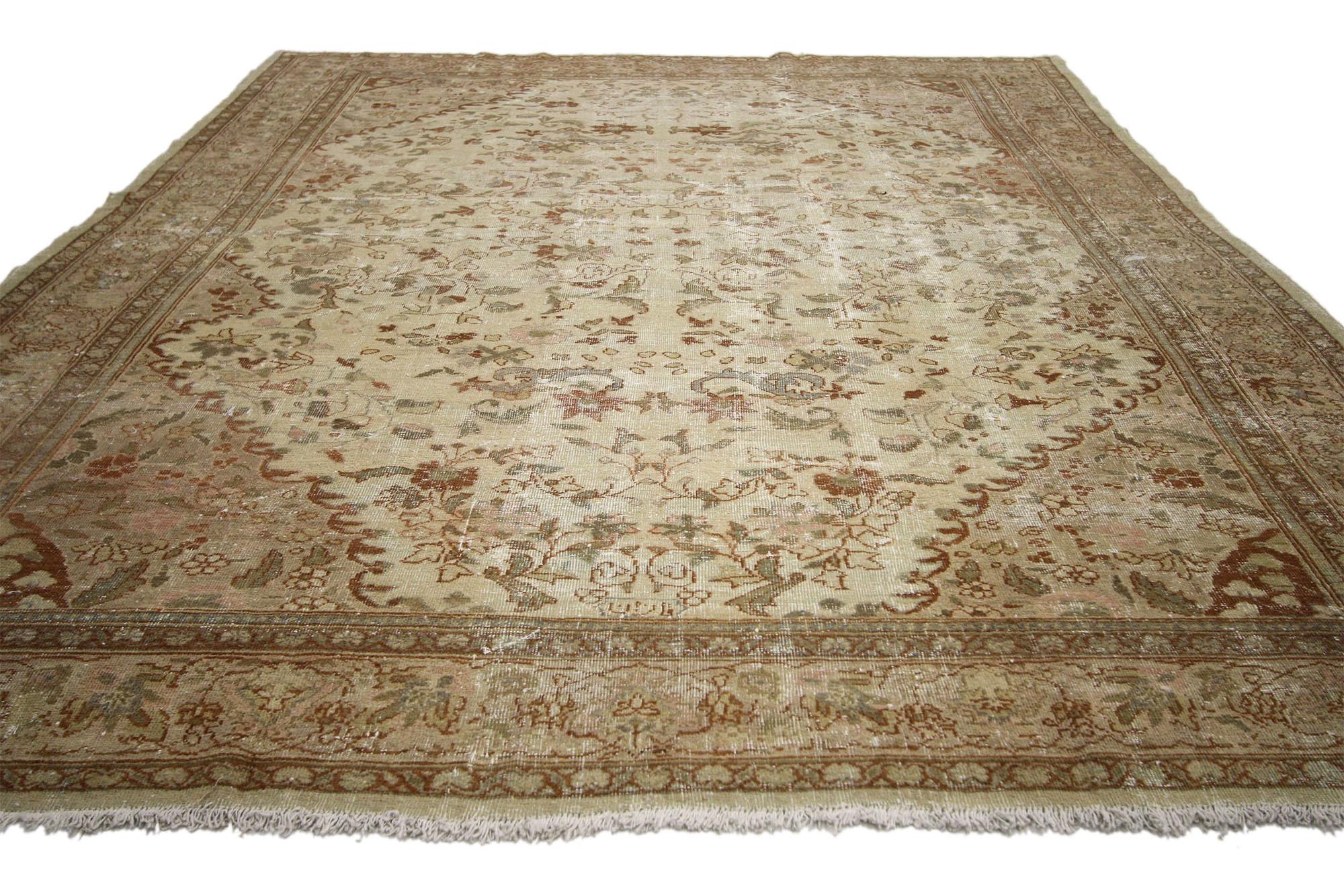 1890's Distressed Antike Persische Mahal Teppich (Handgeknüpft) im Angebot
