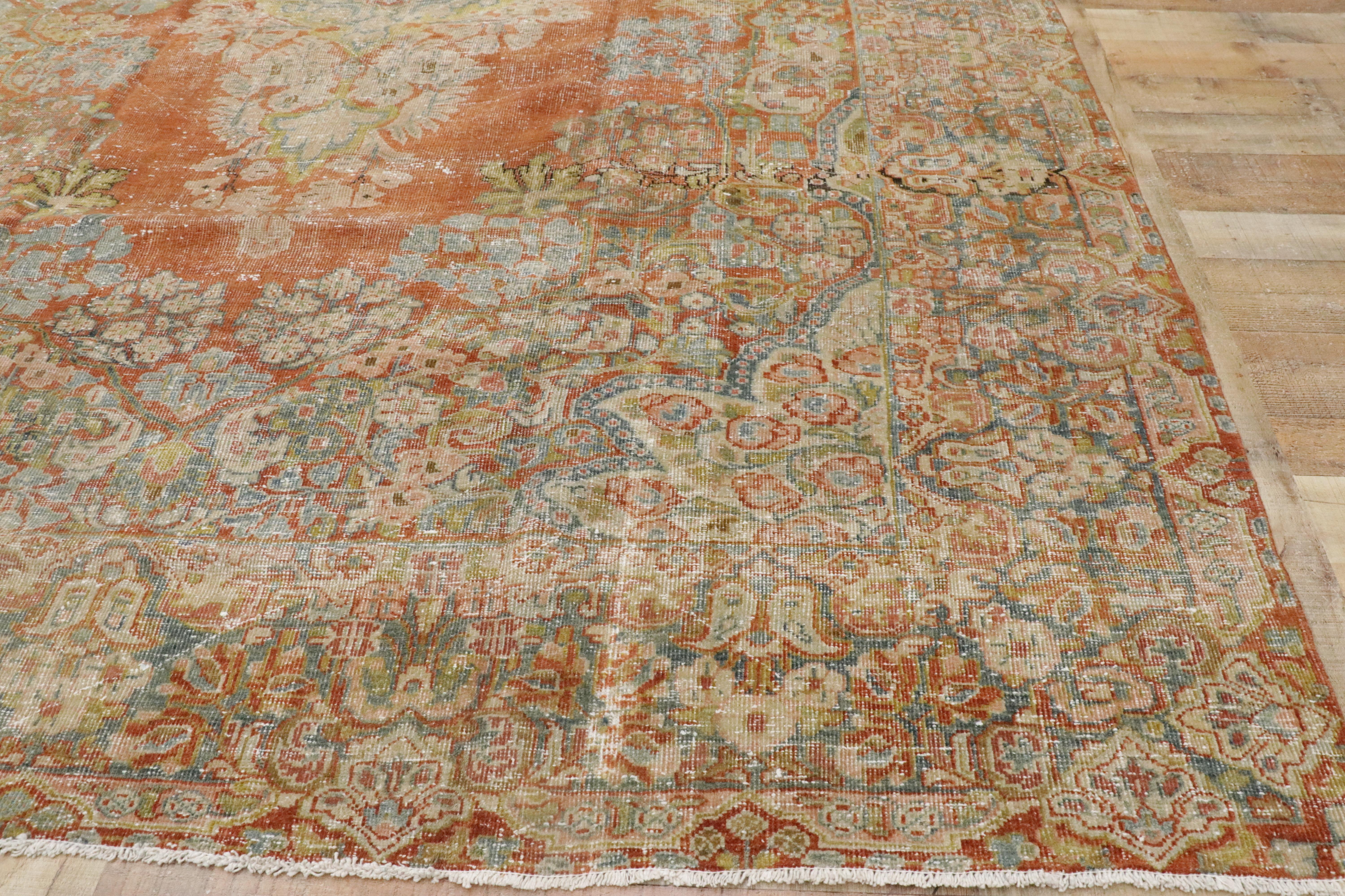 Distressed Antique Persian Mahal Carpet with Spanish Colonial Style For Sale 5