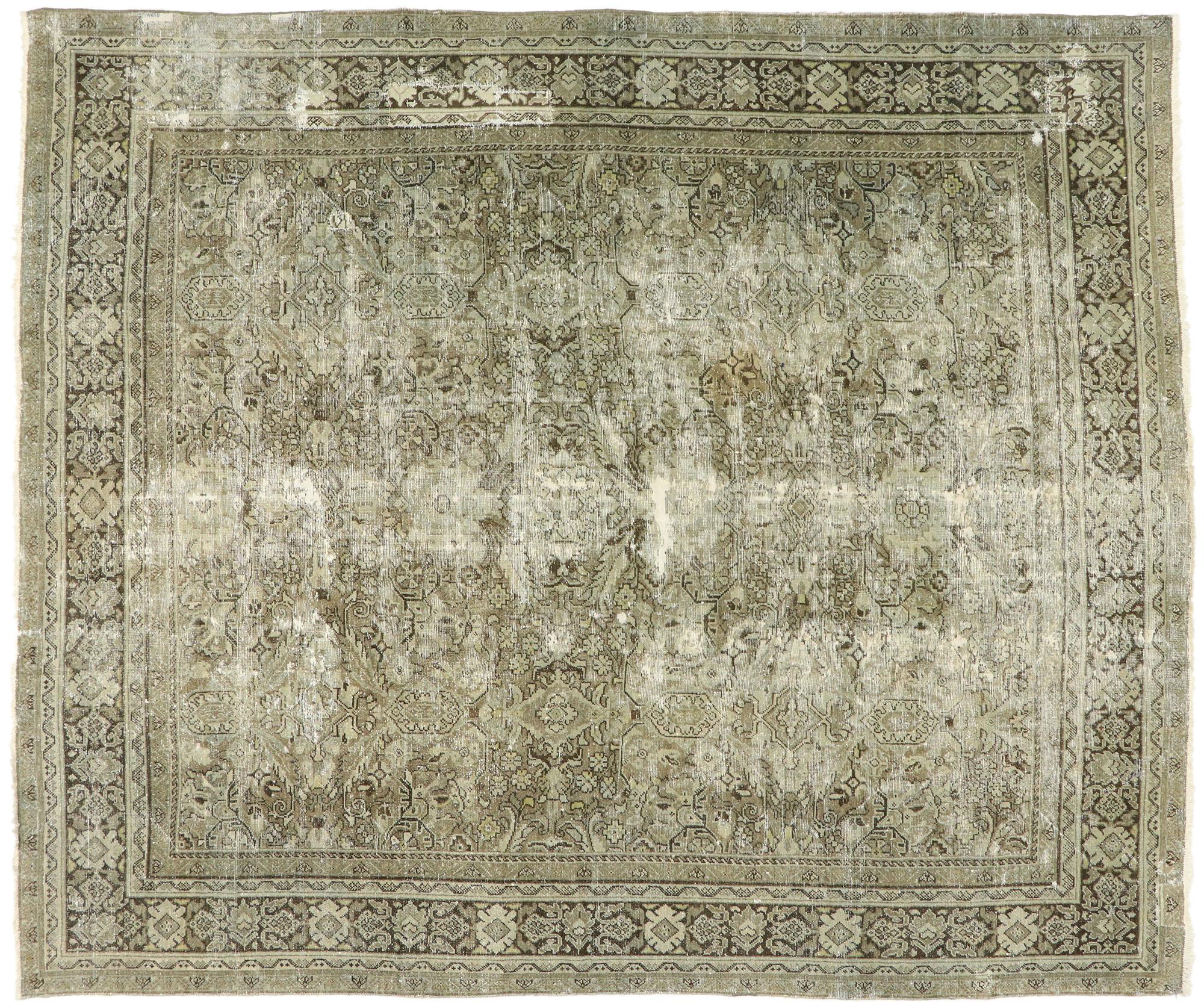 Wool Antique-Worn Persian Mahal Rug, Relaxed Refinement Meets Earth-Tone Elegance